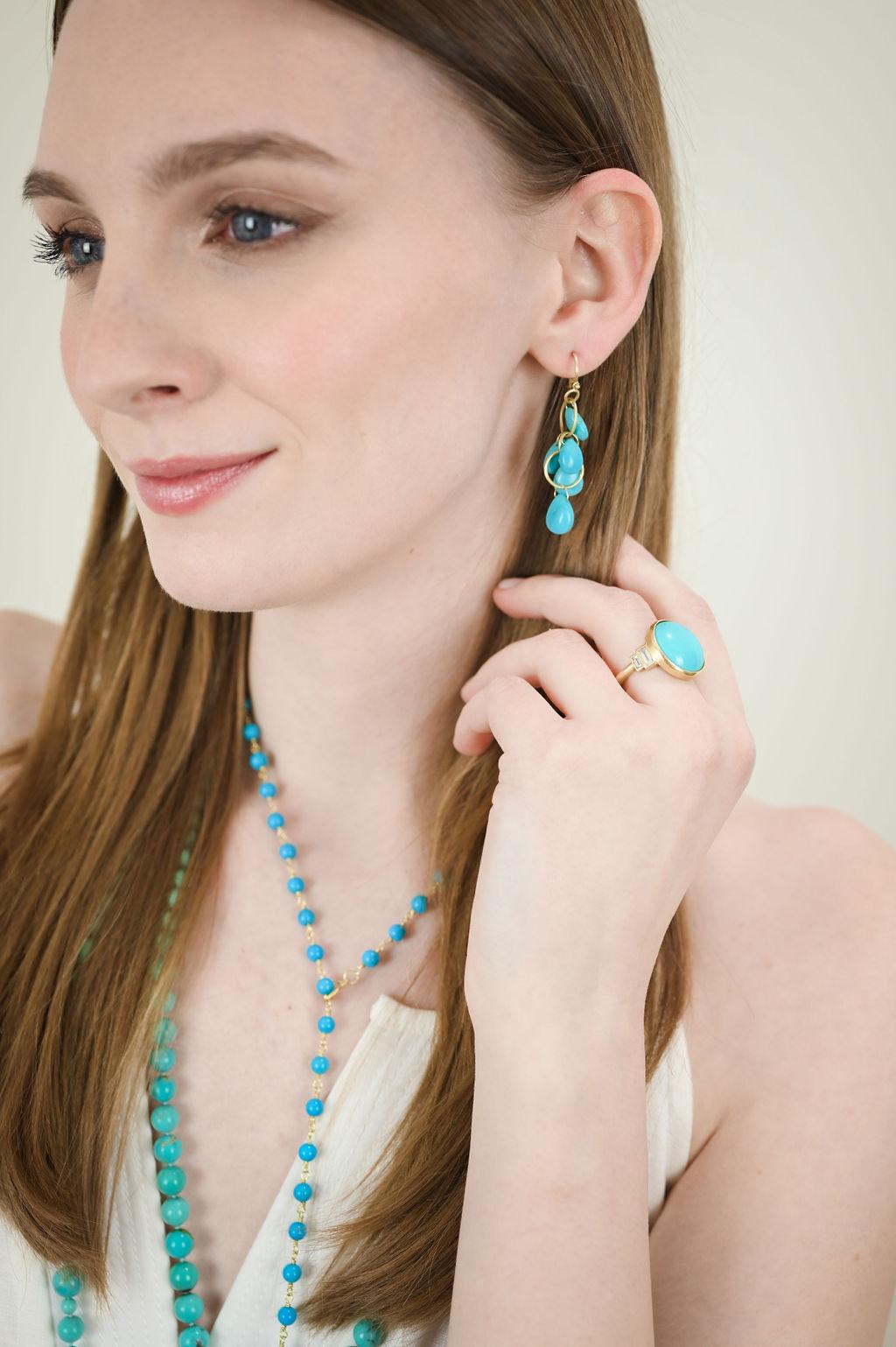 Perle Faye Kim Collier lariat en or 18 carats avec perles ovales et turquoise en vente