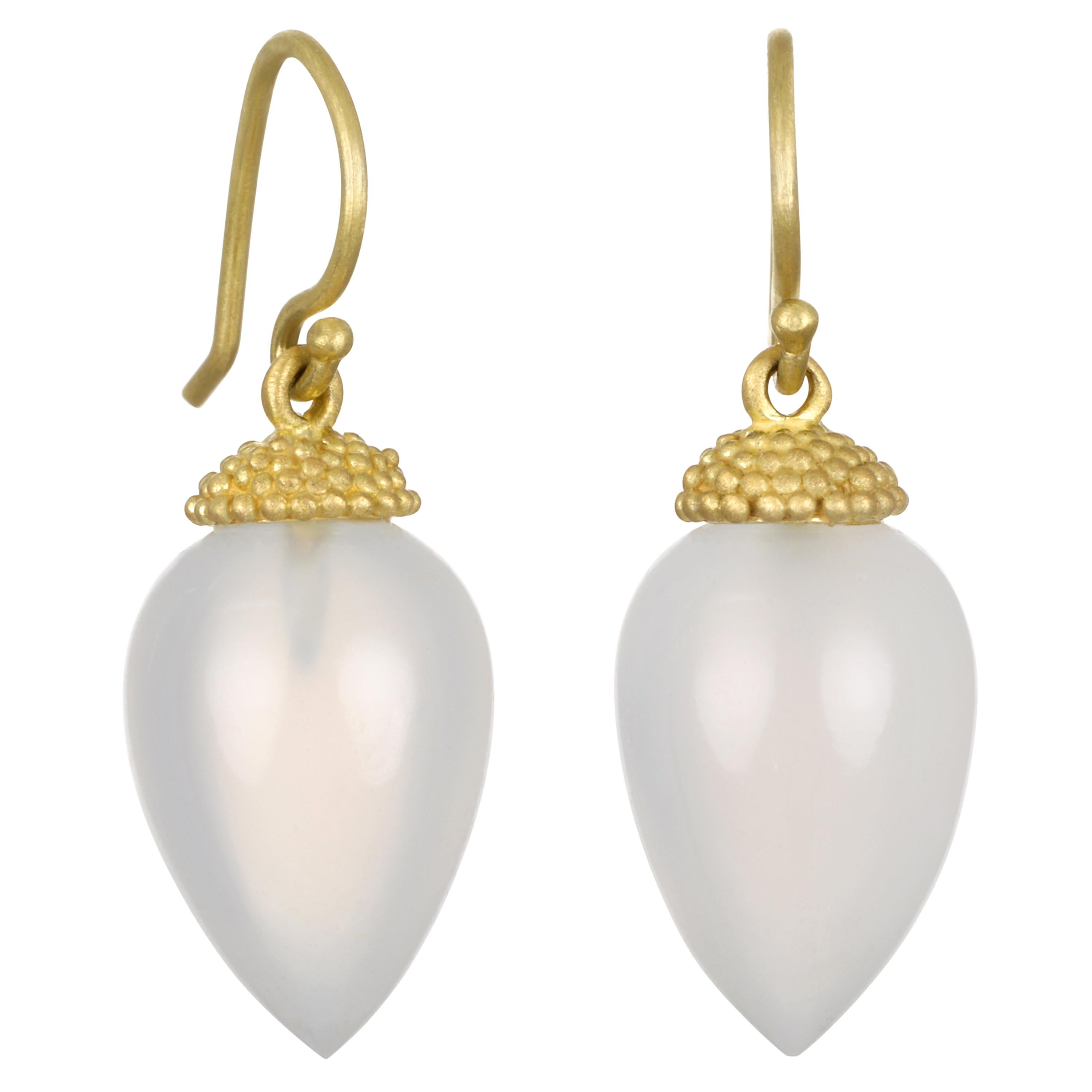 Faye Kim 18 Karat Gold White Agate Acorn Drop Earring with Granulation Cap For Sale