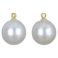 Faye Kim, gouttes de perles blanches des mers du Sud en or 18 carats