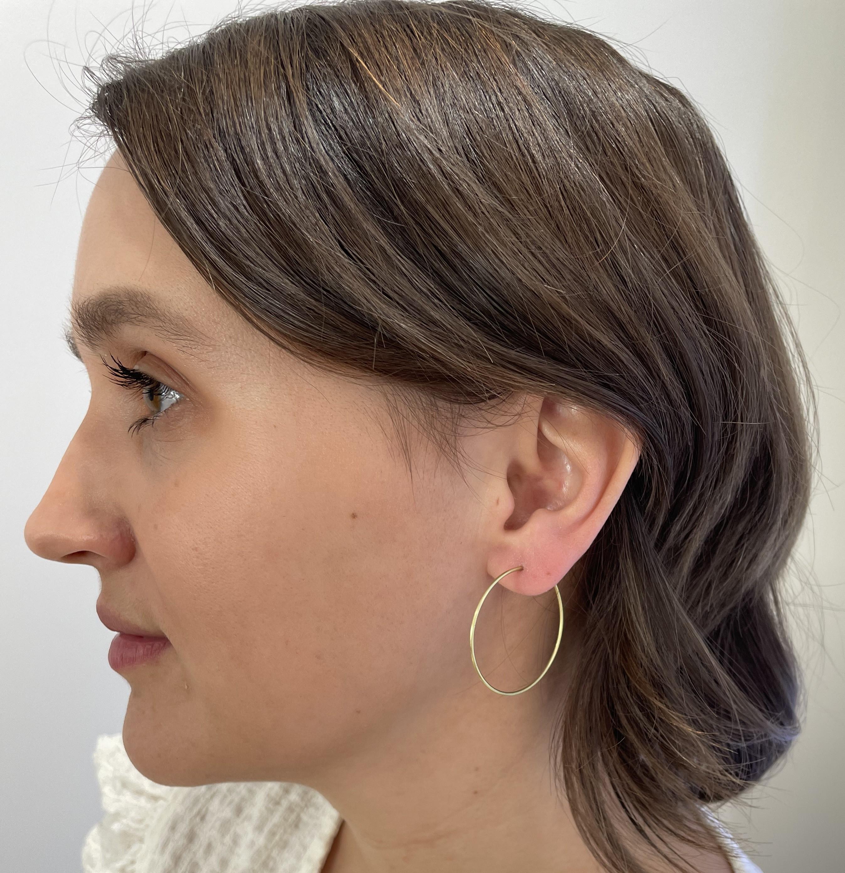 Contemporaneo Faye Kim 18 Karat Gold Wire Hoops - 1