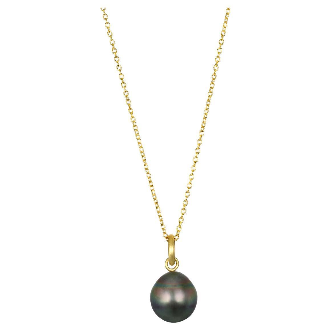 Faye Kim 18K Gold Black Tahitian Baroque Pearl Pendant on Chain For Sale