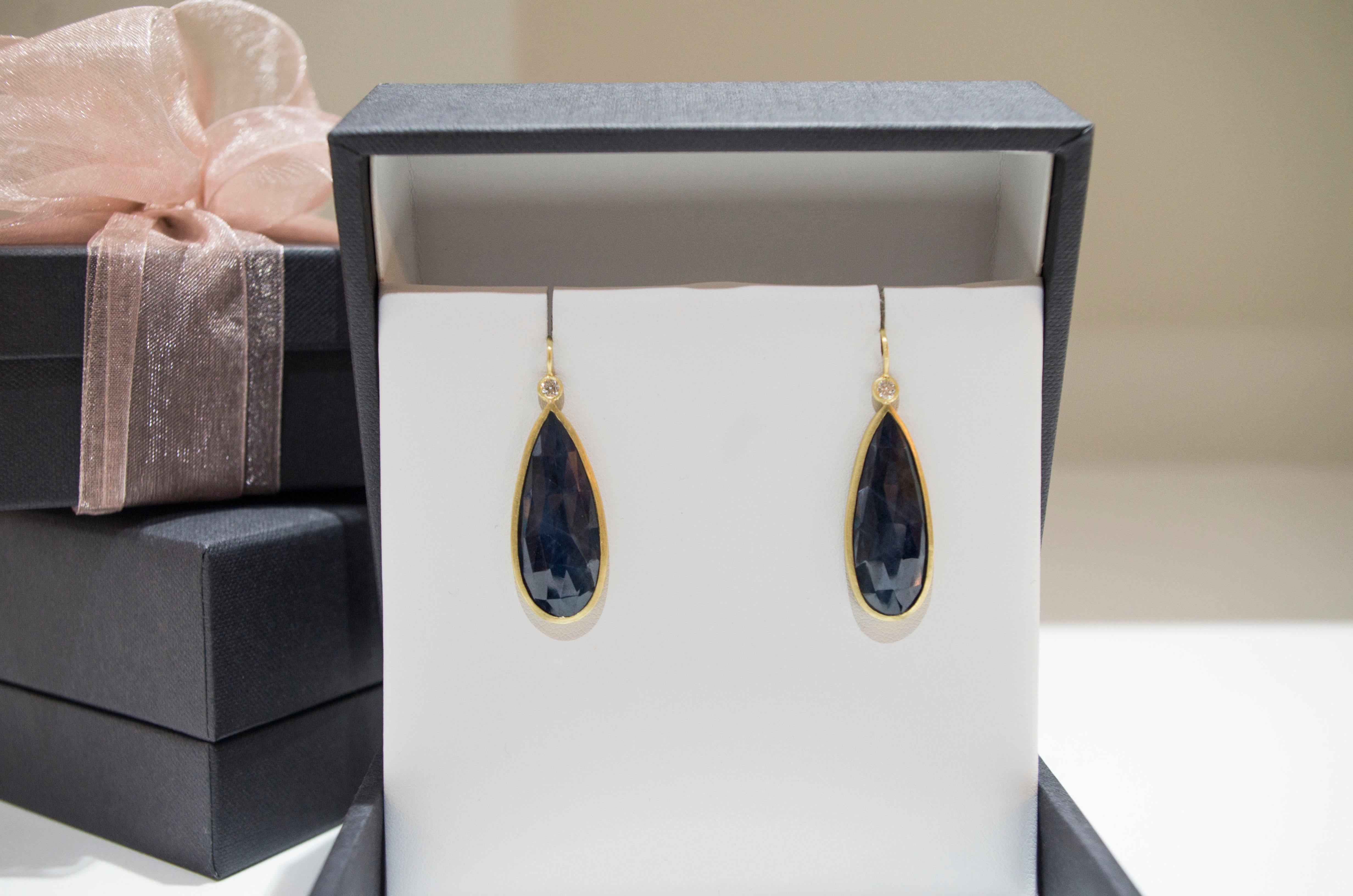 Modern Faye Kim 18k Gold Blue Sapphire and Diamond Bezel Drop Earrings