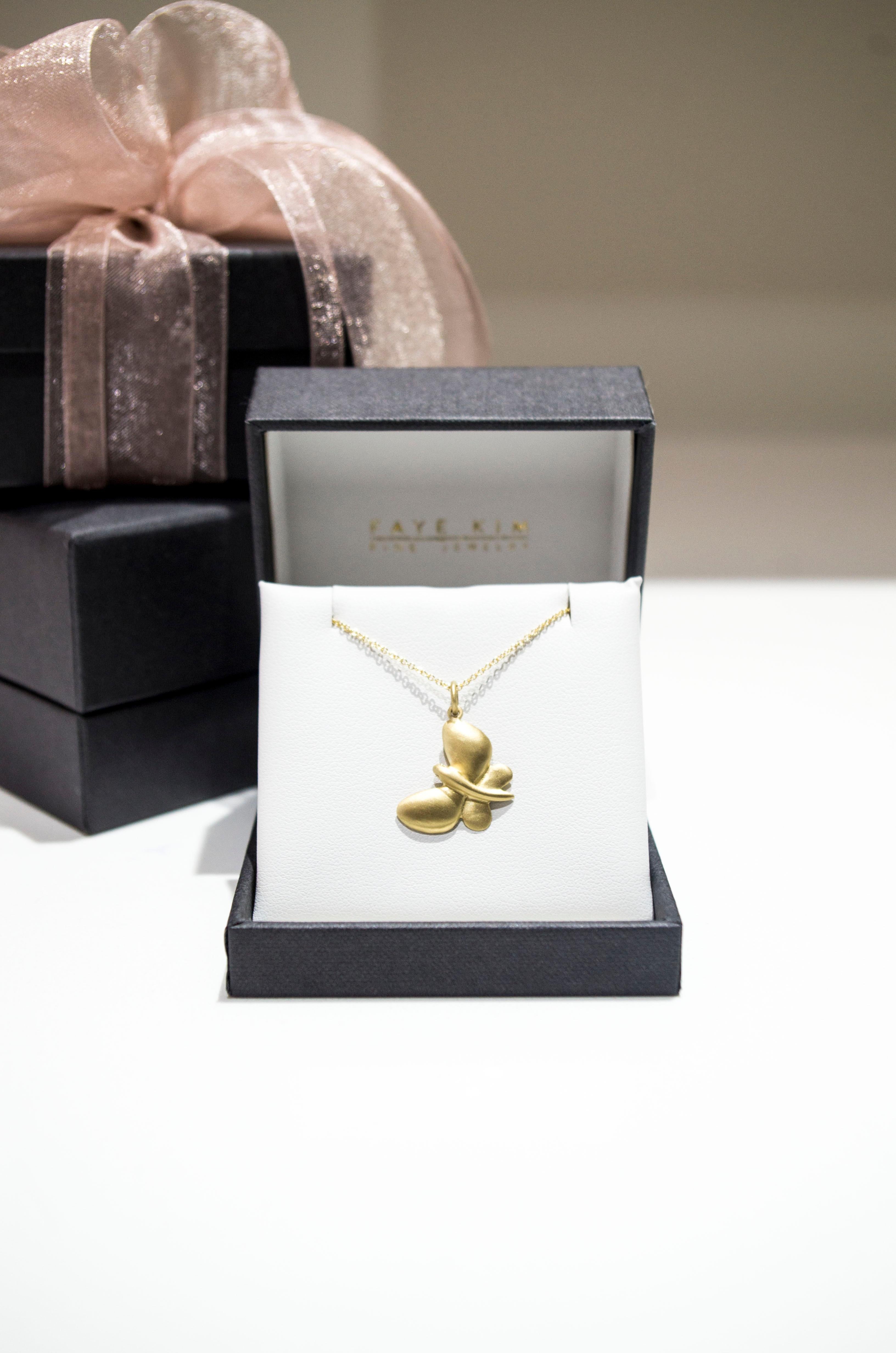Contemporary Faye Kim 18k Gold Diamond Butterfly Charm Necklace For Sale