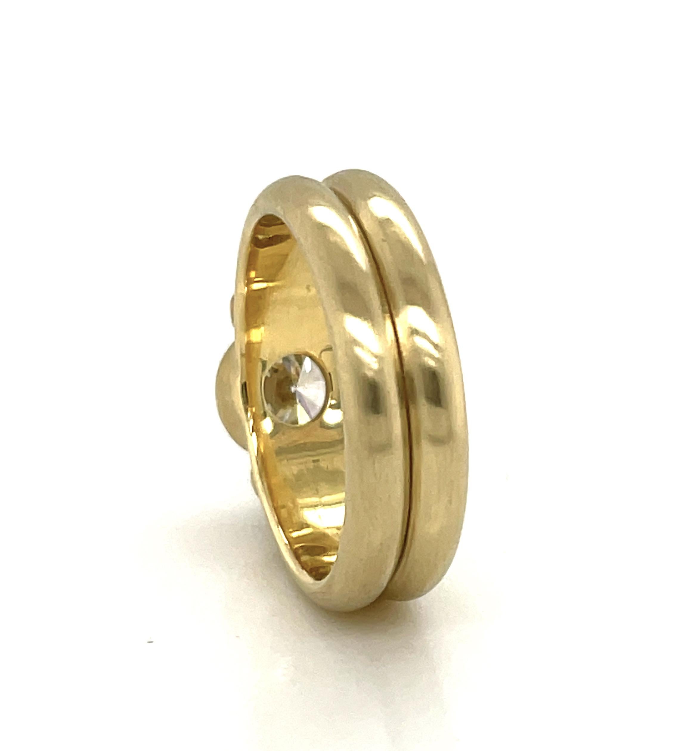 Women's Faye Kim 18k Gold Diamond Bezel Engagement Ring with Triple Diamond Granulation For Sale
