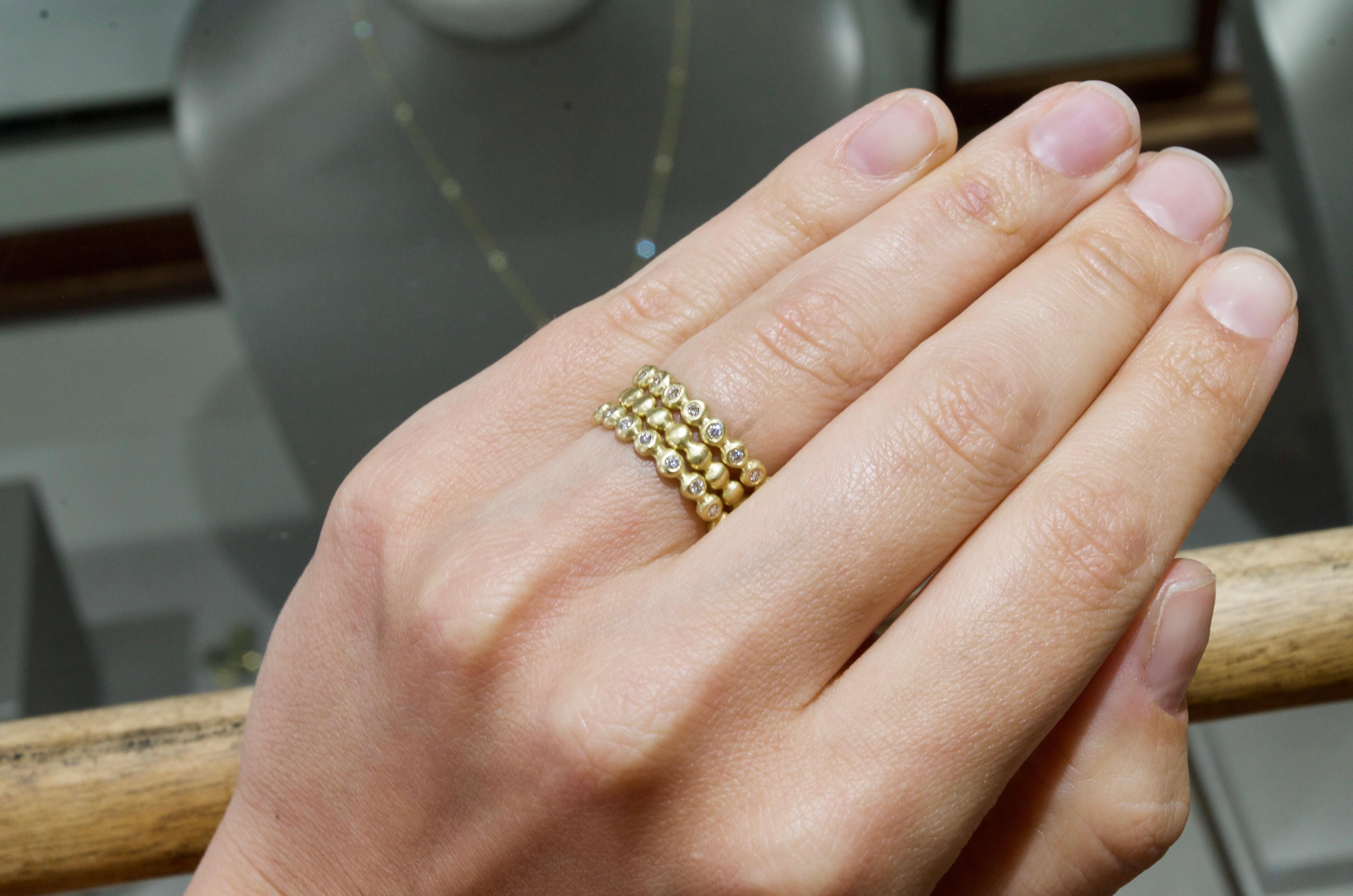 Faye Kim 18 Karat Gold Diamond Granulation Bead Stack Rings  In New Condition For Sale In Westport, CT