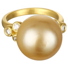 Faye Kim 18 Karar Gold Golden South Sea Pearl and Diamond Ring
