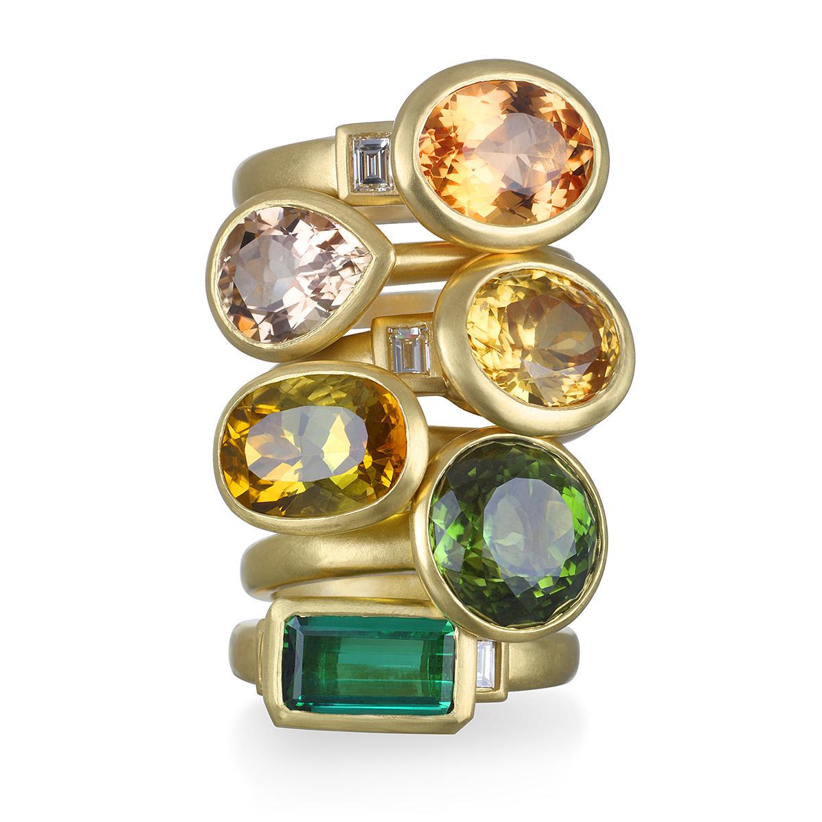 Contemporary Faye Kim 18 Karat Gold Green Tourmaline Diamond Baguette Ring
