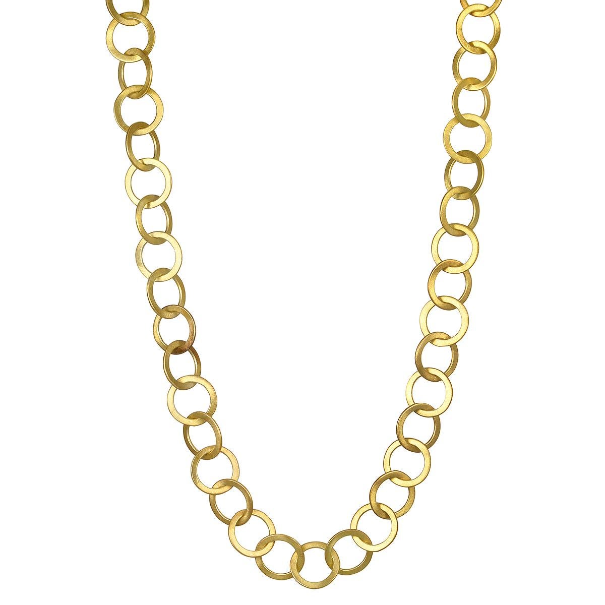Prova il lusso ogni giorno con la catena A Link di Faye Kim in oro 18 carati lavorata a mano con finitura rotonda. Questa catena perfetta da usare è caratterizzata da maglie rotonde piallate che le conferiscono una splendida consistenza e un look