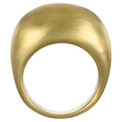 Faye Kim Bague à haut dôme en or 18K, Design Contemporary, USA