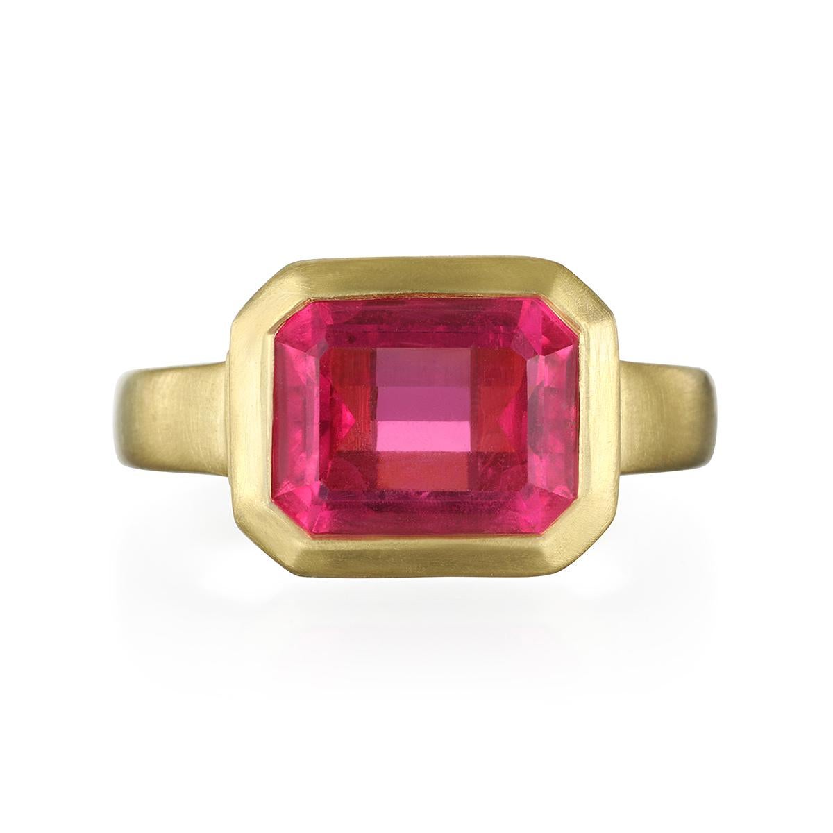 Pretty in Pink!
If you're looking for a pop of color to add to your jewelry collection, this is it! Faye Kim's 18k gold ring in Hot Pink Tourmaline is set in a bezel with an open gallery to keep it light, fun, and carefree. The color is further