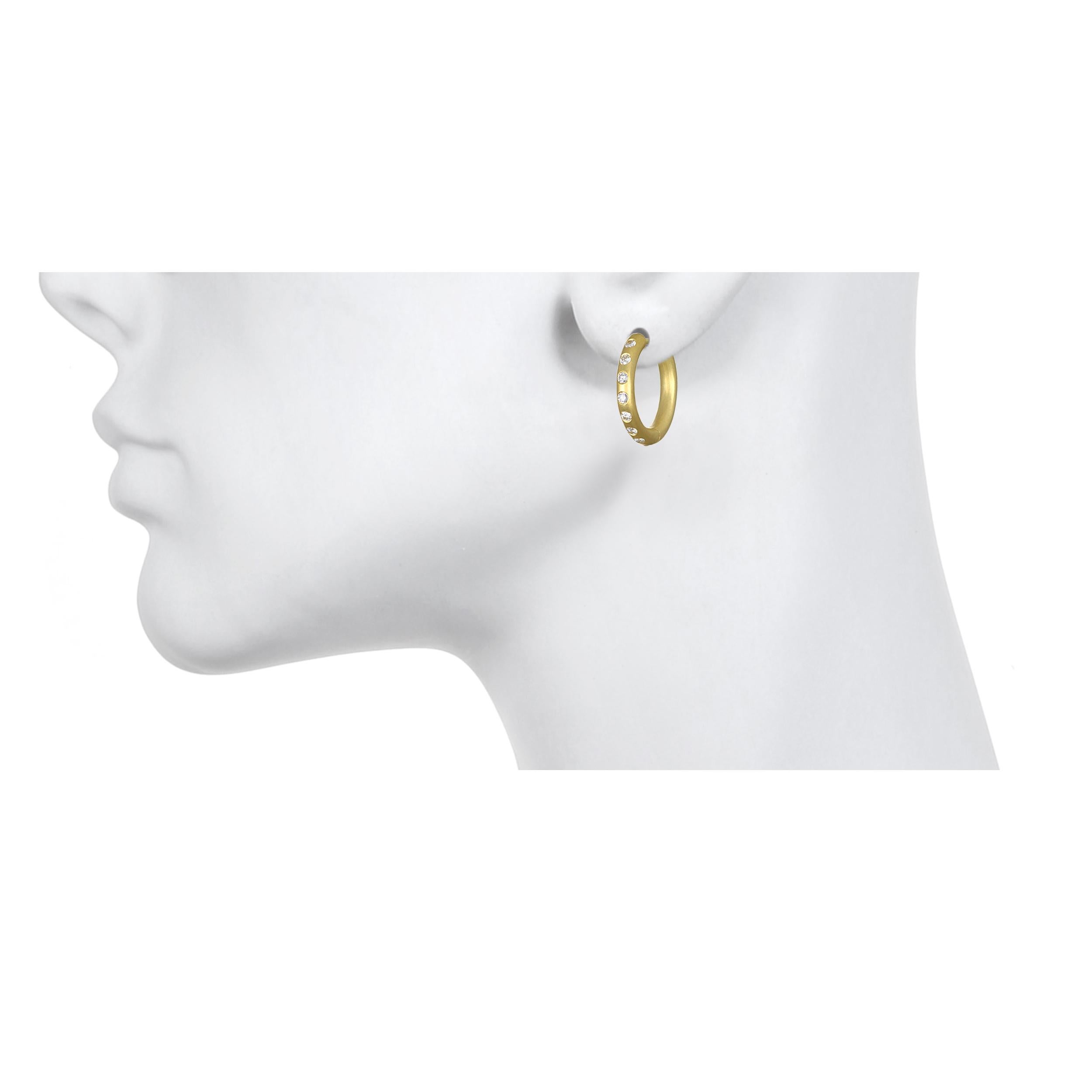 Contemporary Faye Kim 18 Karat Gold Hinged Hoops with Burnished Diamonds