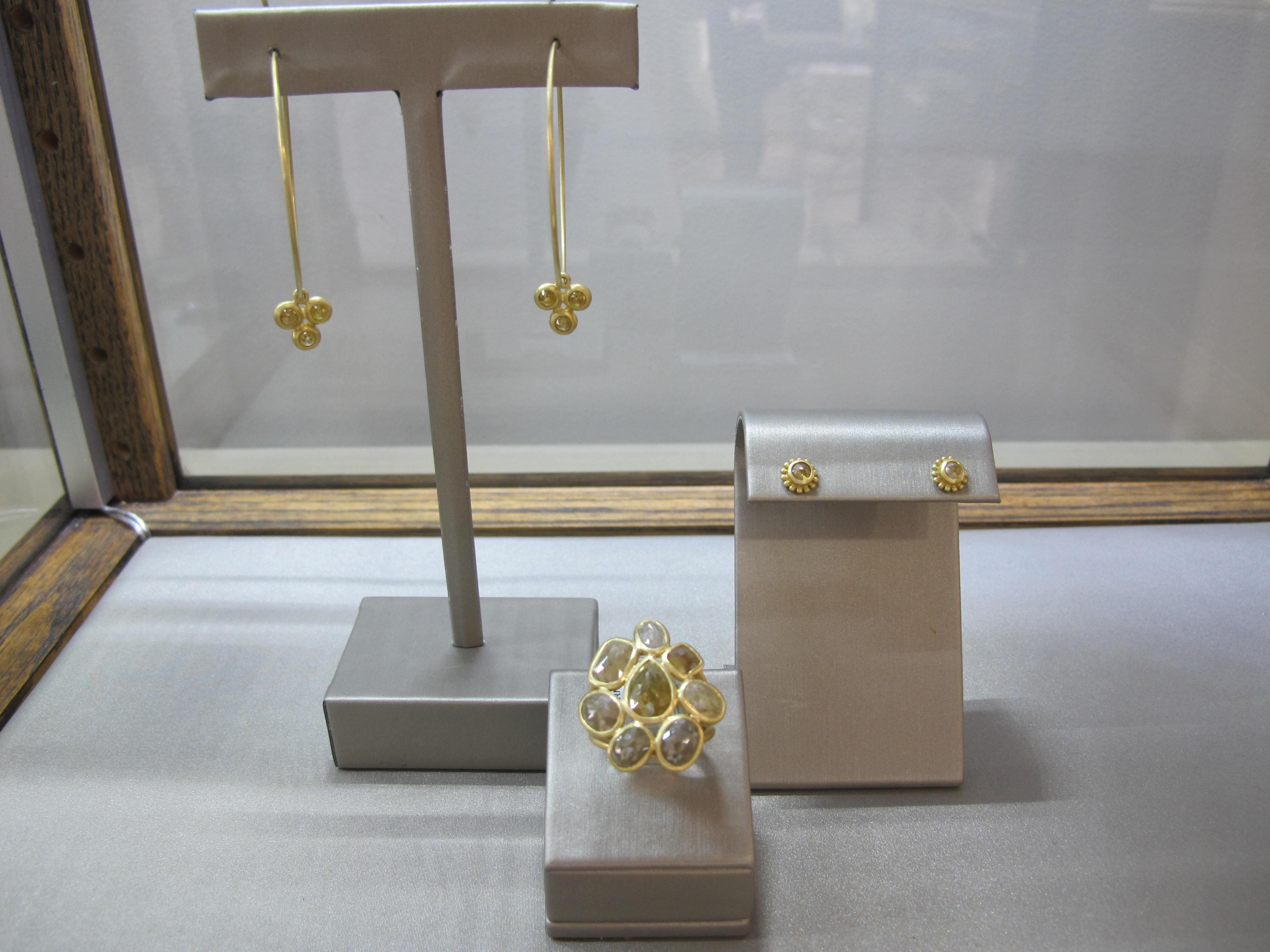 Contemporary Faye Kim 18 Karat Gold Milky Diamond Stud Earrings For Sale