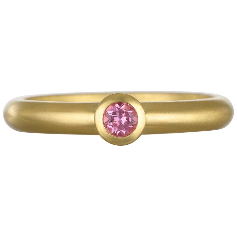 Faye Kim 18 Karat Gold Light Pink Tourmaline Stack Ring For Sale