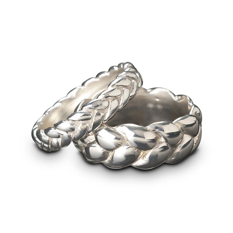 Faye Kim 18 Karat Gold Thin Braided Stack Ring For Sale at 1stDibs