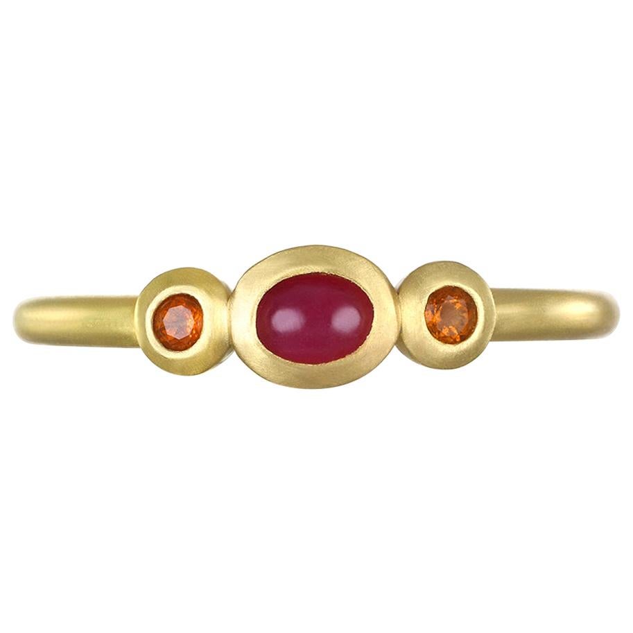 Faye Kim 18 Karat Gold Three-Stone Ruby and Mandarin Garnet Stack Ring For Sale