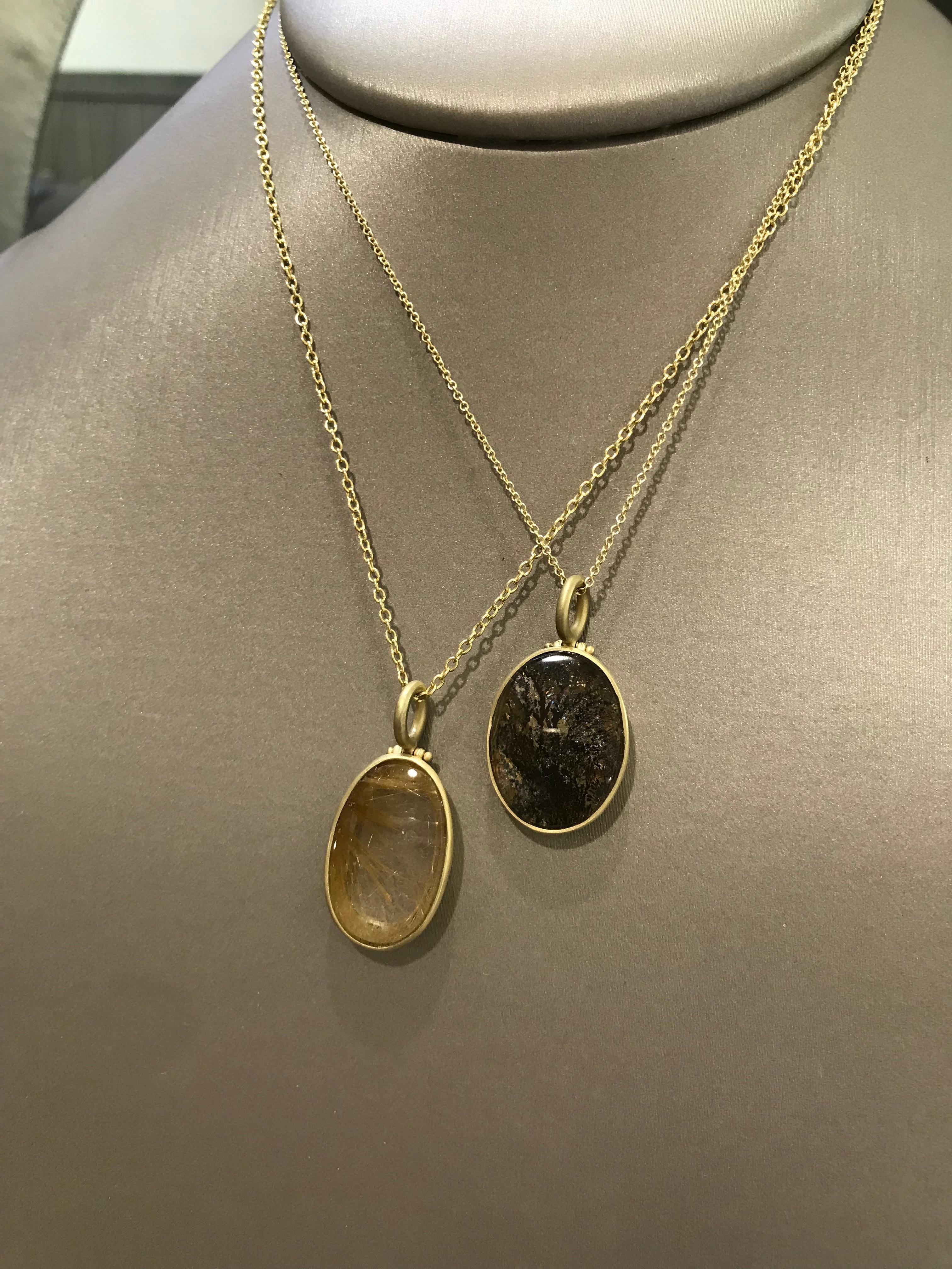 Faye Kim 18K Ruitlated Quartz Oval Pendant on Cable Chain In New Condition For Sale In Westport, CT