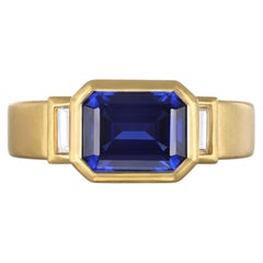 Faye Kim 22 Karat Gold 2.73 Carat Ceylon Sapphire and Diamond 3-Stone Ring
