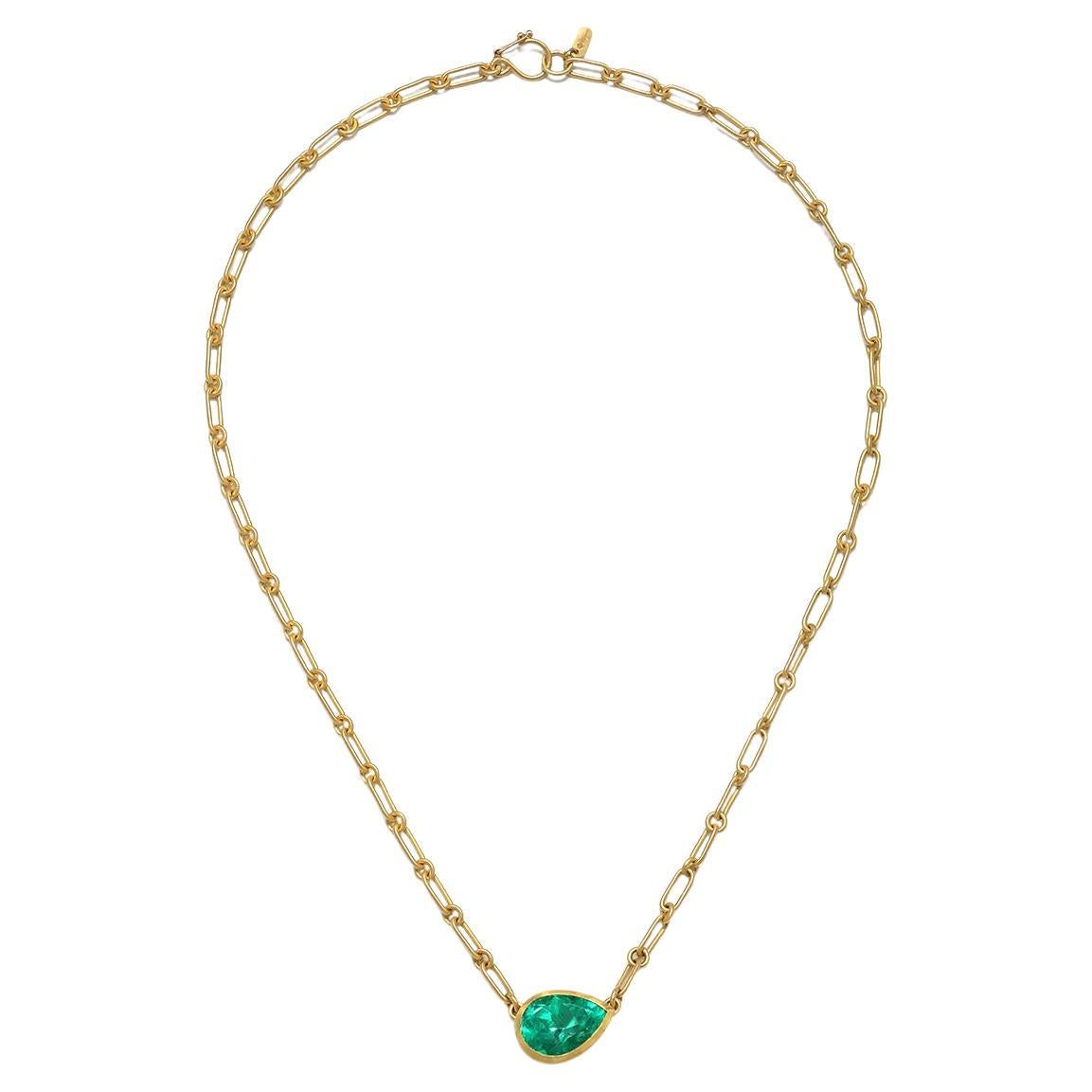 Faye Kim 22 Karat Gold Pear Shaped Colombian Emerald Necklace