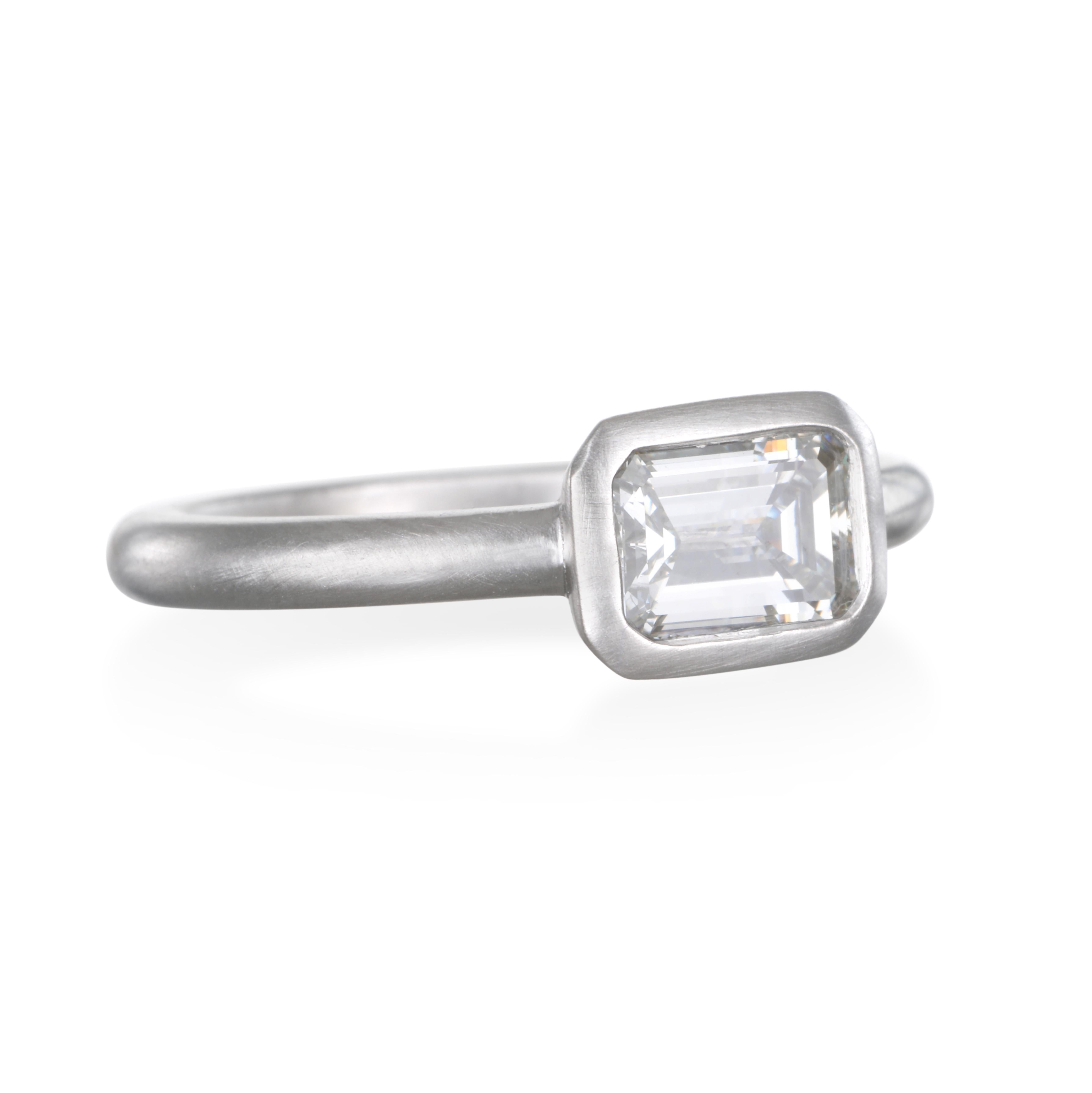 Whether worn as an engagement ring or a stack ring, Faye Kim's Emerald cut diamond ring in Platinum is handcrafted with a beautiful matte finish for a clean, contemporary feel.
Size 6.75
Diamond - 1.01 Carats
GIA Certified - G Color, VS2 Quality