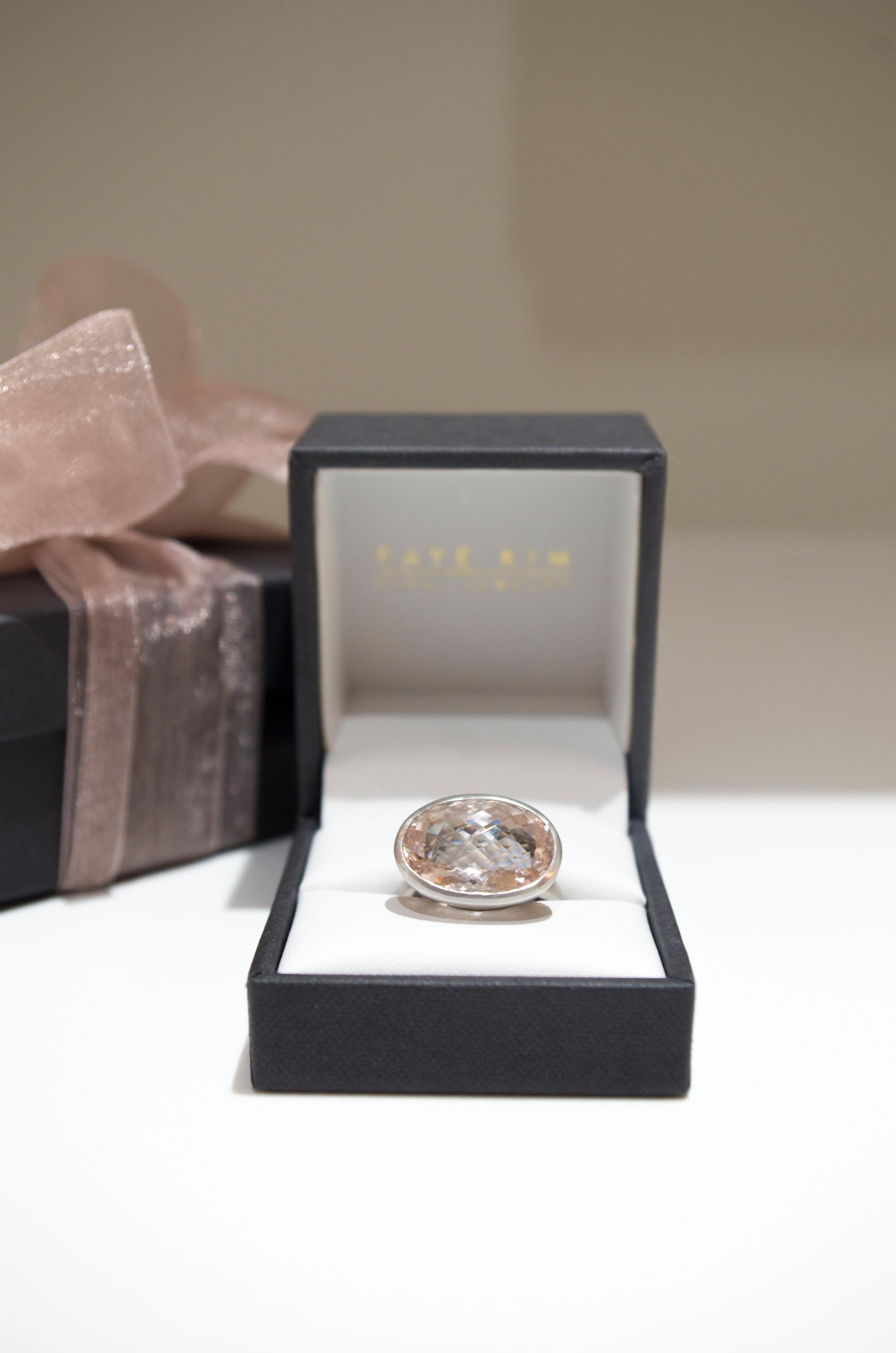 Faye Kim Platinum 13.55 Carat Pink Morganite Cocktail Ring In New Condition In Westport, CT