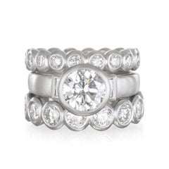 Anello di fidanzamento con diamante in platino di Faye Kim