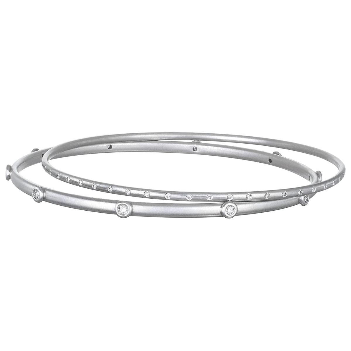 Faye Kim Bracelet jonc bruni en platine et diamants Neuf - En vente à Darien, CT