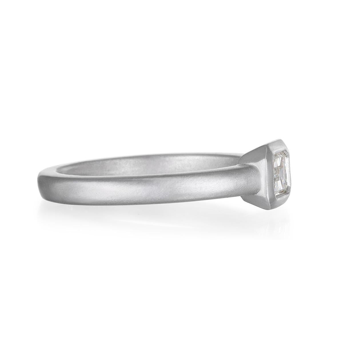 Contemporary Faye Kim Platinum Emerald Cut Diamond Bezel Ring For Sale