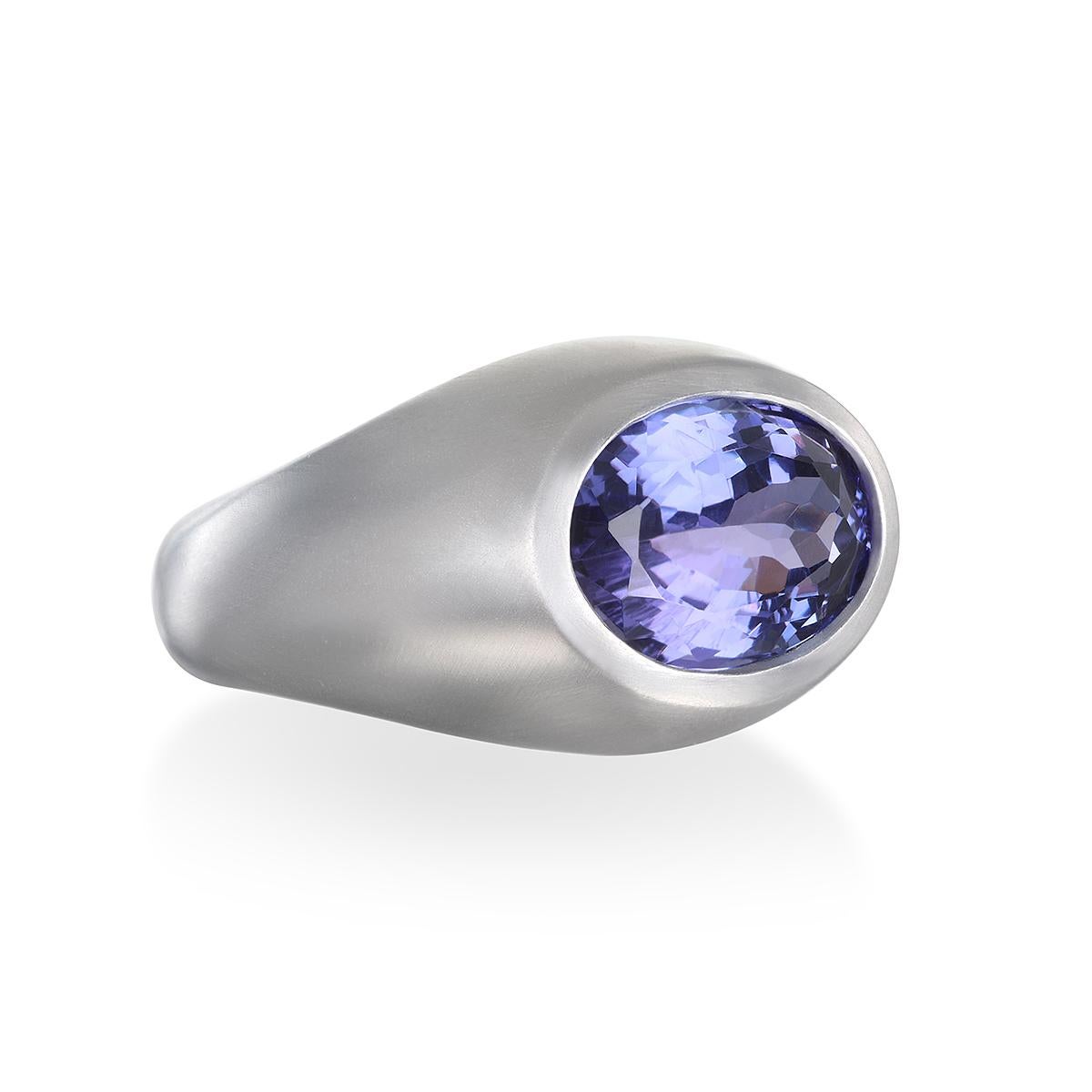Contemporary Faye Kim Platinum Faceted Oval Tanzanite Dome Ring For Sale