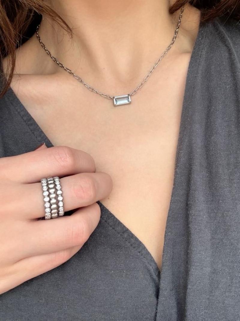 Faye Kim Platinum Granulation Bead Ring In New Condition For Sale In Darien, CT