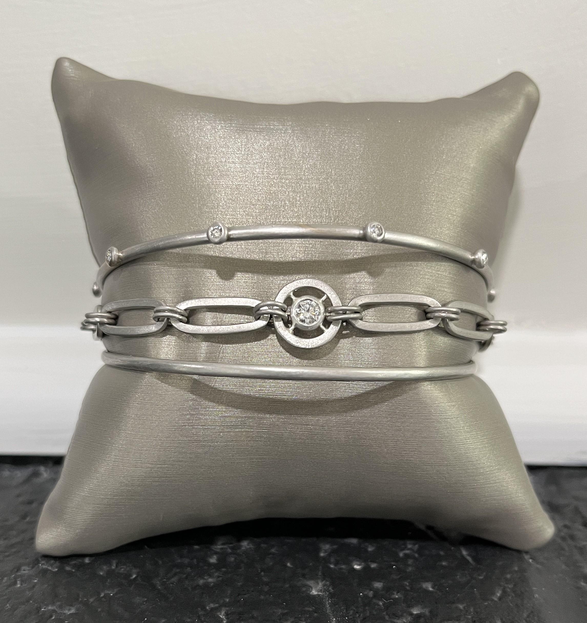 Contemporary Faye Kim Platinum Paperclip Chain Bracelet with Diamond Wheel For Sale