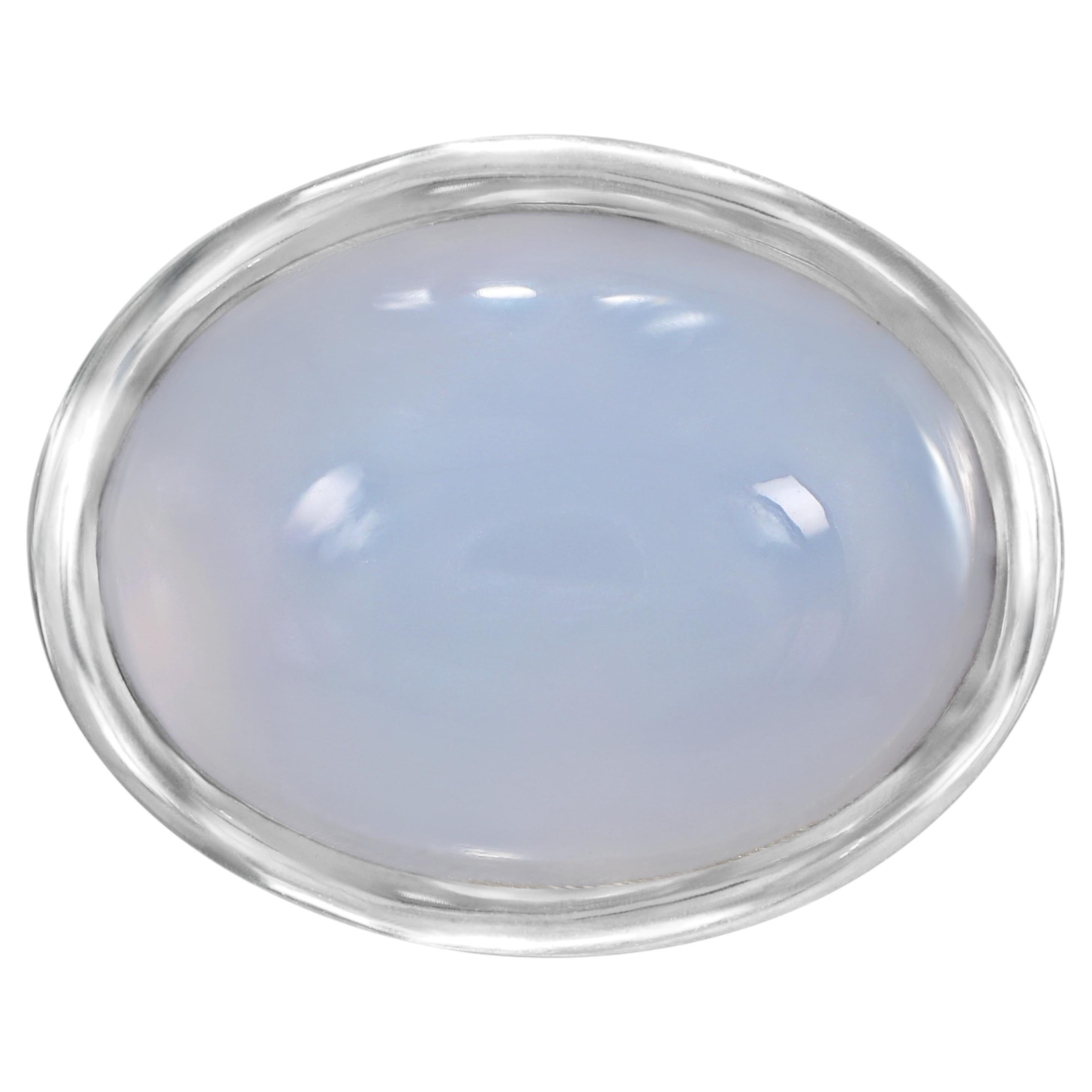 Faye Kim Ring aus Sterlingsilber mit Chalcedon in Zargenfassung, 21 Karat, Größe 7,5, USA im Angebot