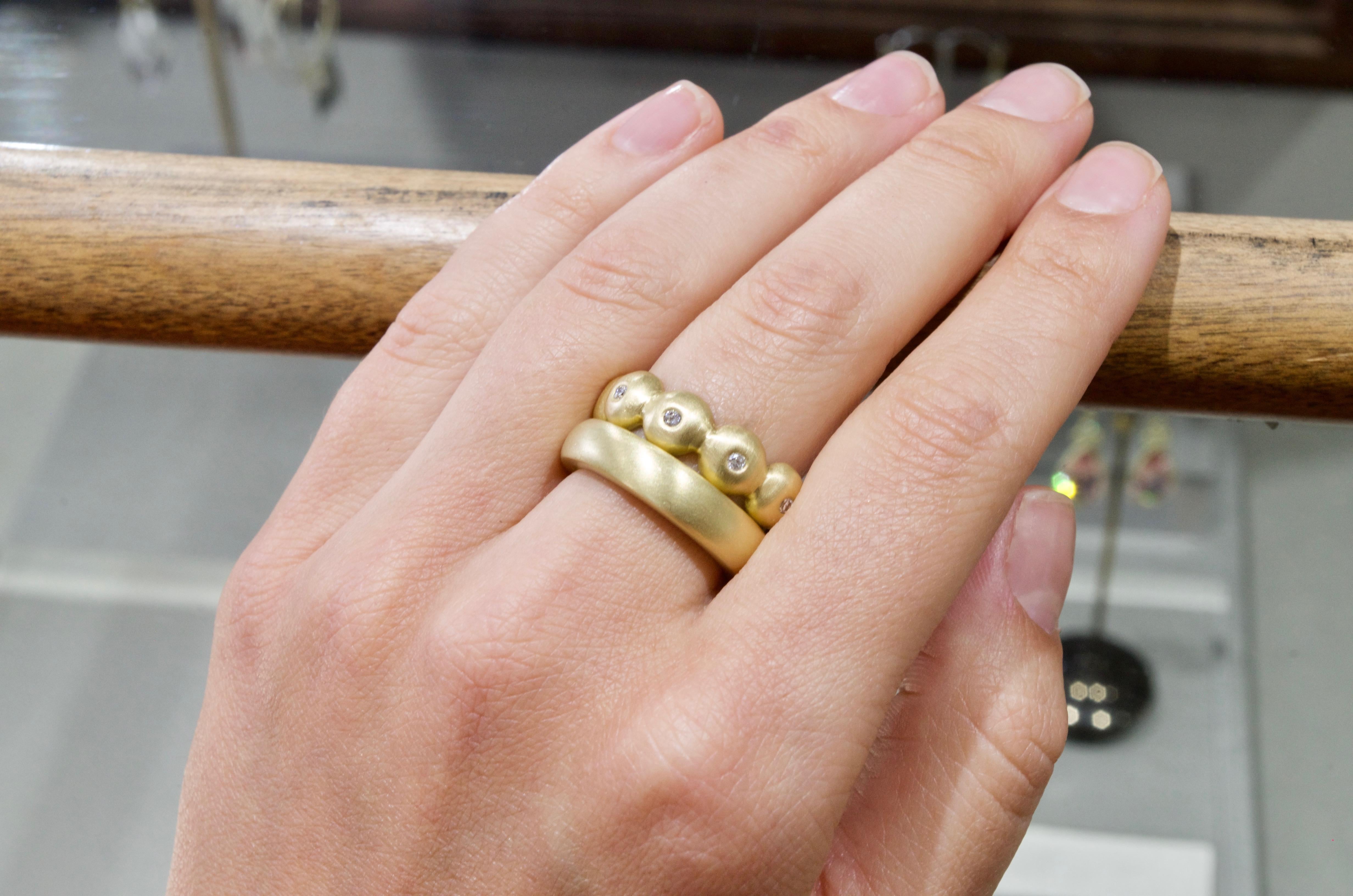 Faye Kim's 18 Karat Gold Square Stack Rings In New Condition For Sale In Westport, CT