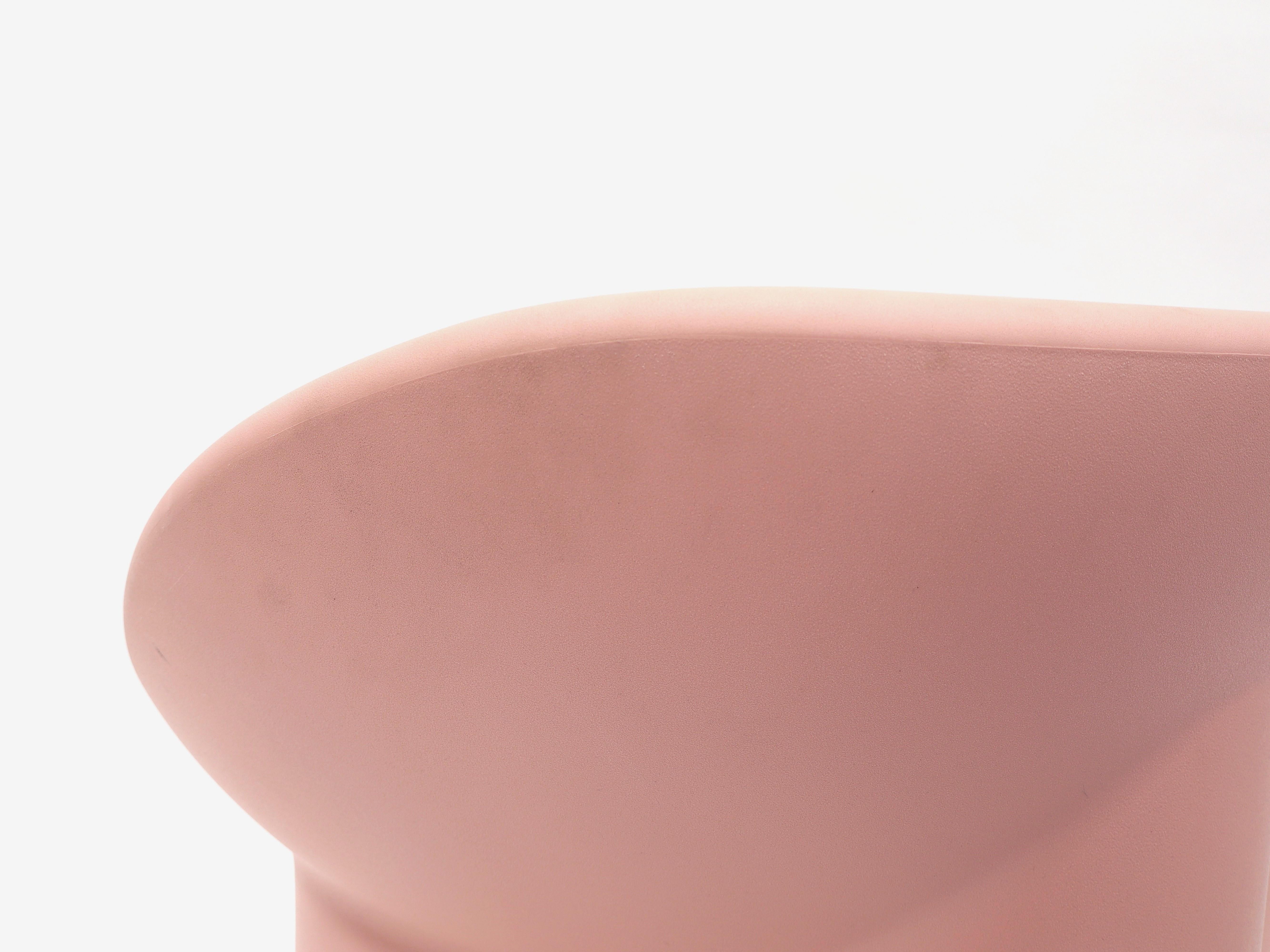 Faye Toogood Roly Poly Chair - Pale Pink 3