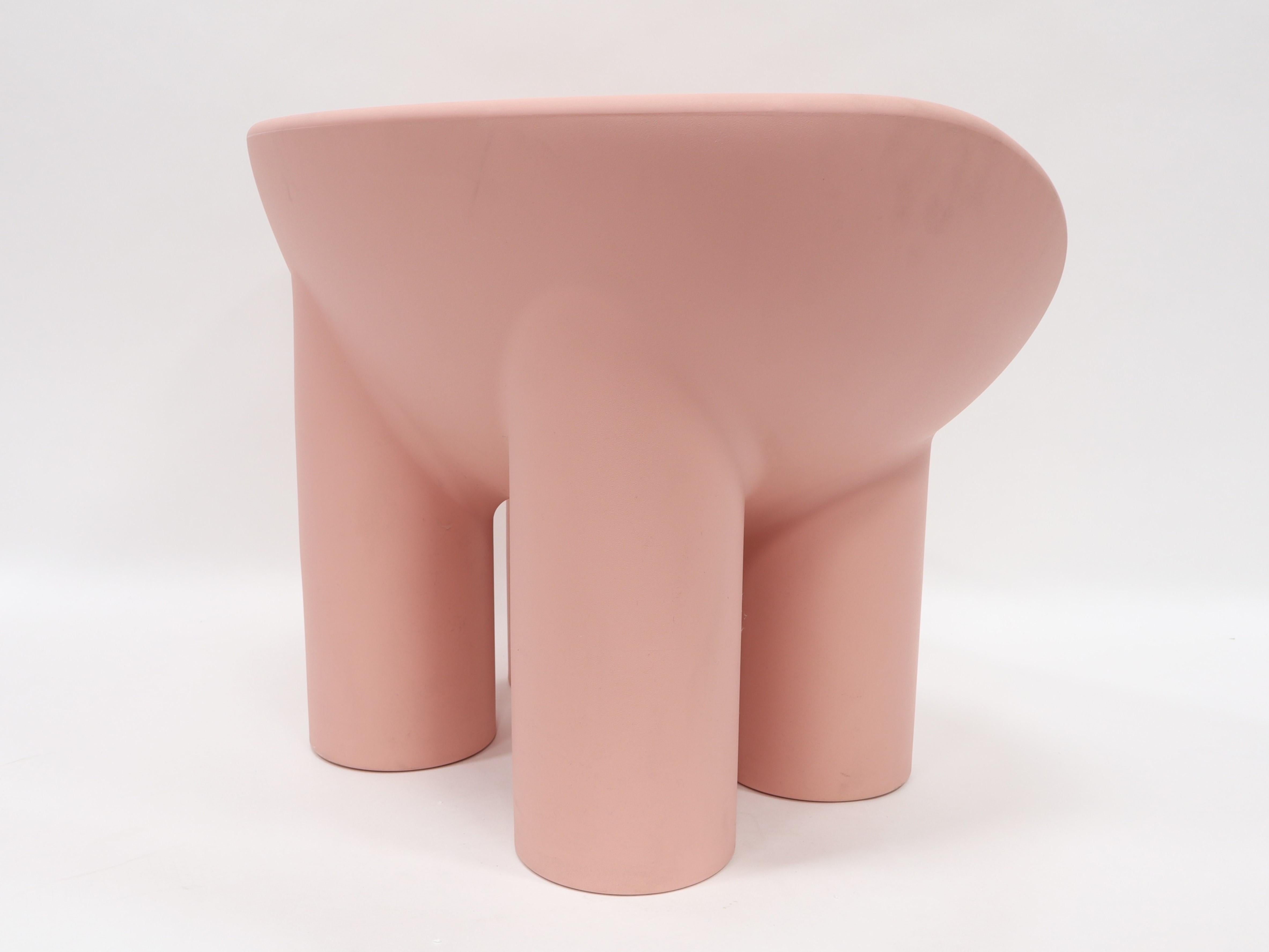 Modern Faye Toogood Roly Poly Chair - Pale Pink