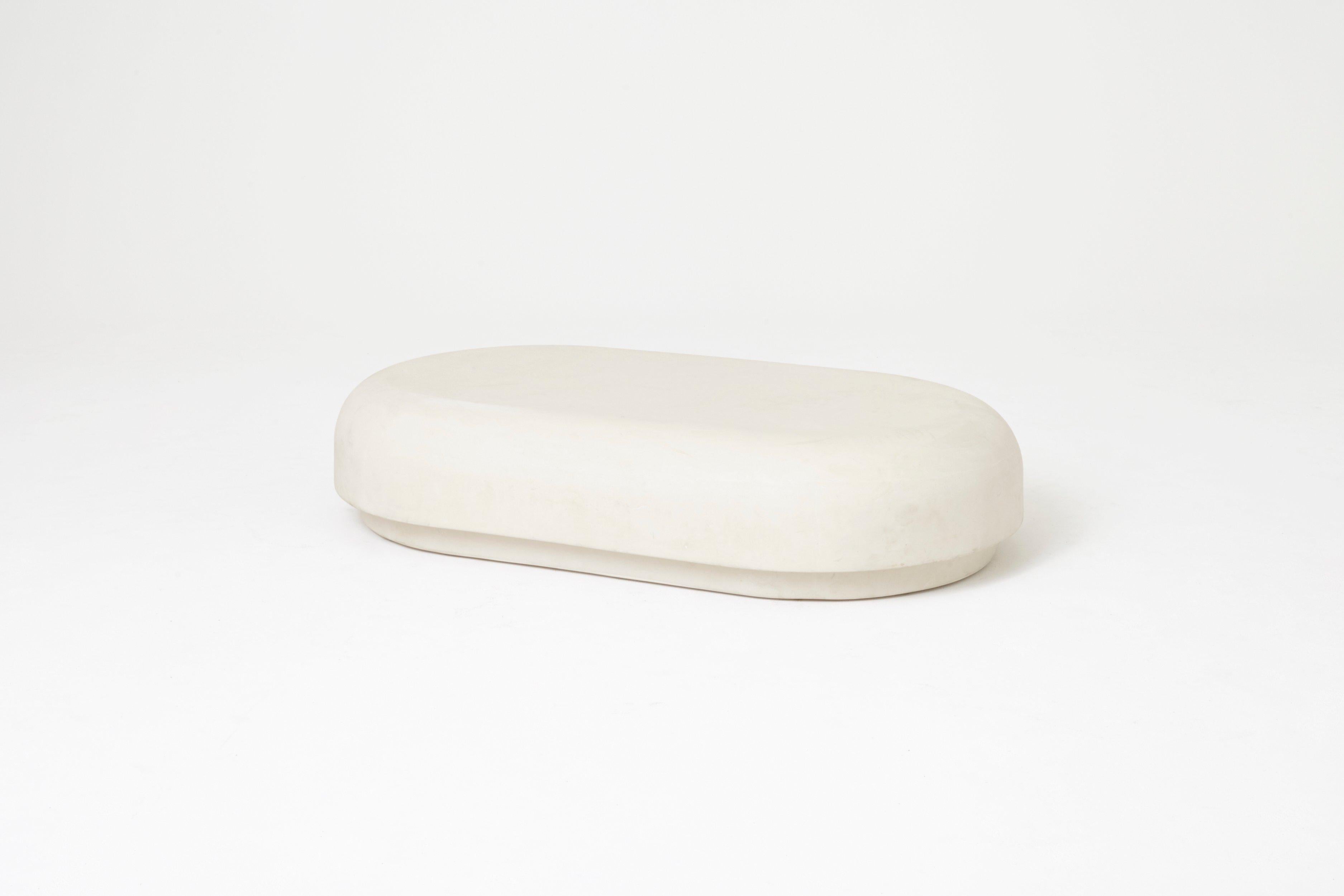 Sealed reinforced plaster
Measure: 30(H) x 85(D) x 150(W) cm
30 kg
A low coffee table, with the
reassuring curvaceousness of the
Roly-Poly collection. The rounded
form is cast in plaster, sealed and
reinforced for increased durability.