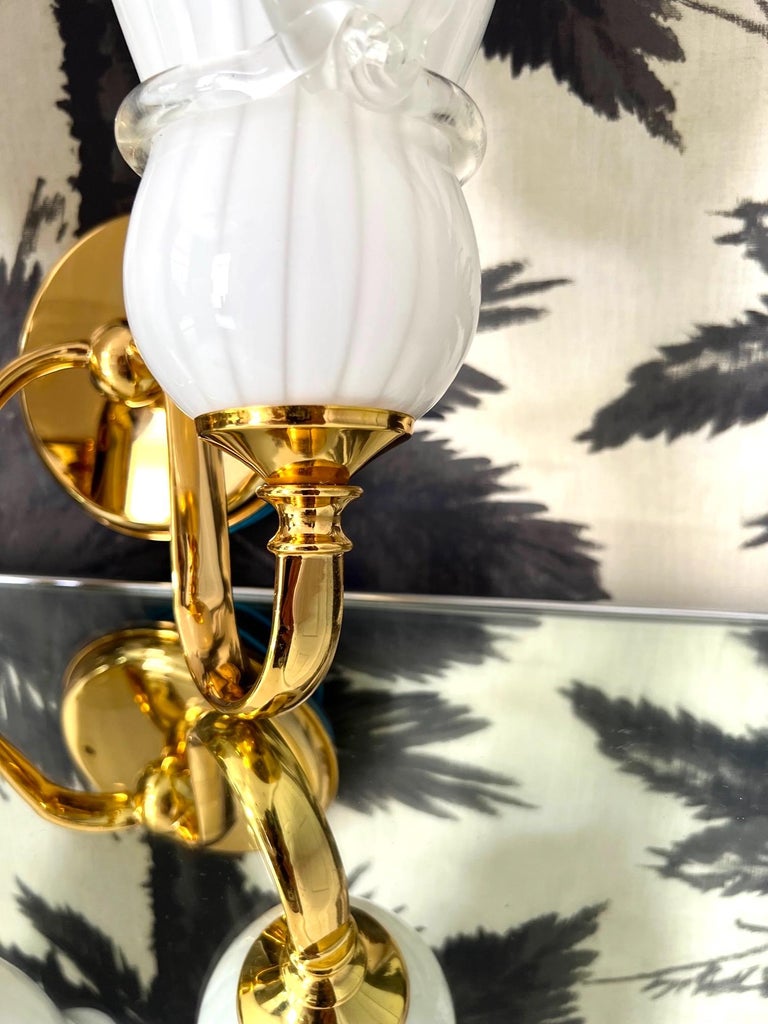 Fazzoletto Double Sconce in White Murano Glass with Gold Plated Frame, c. 1980 For Sale 4