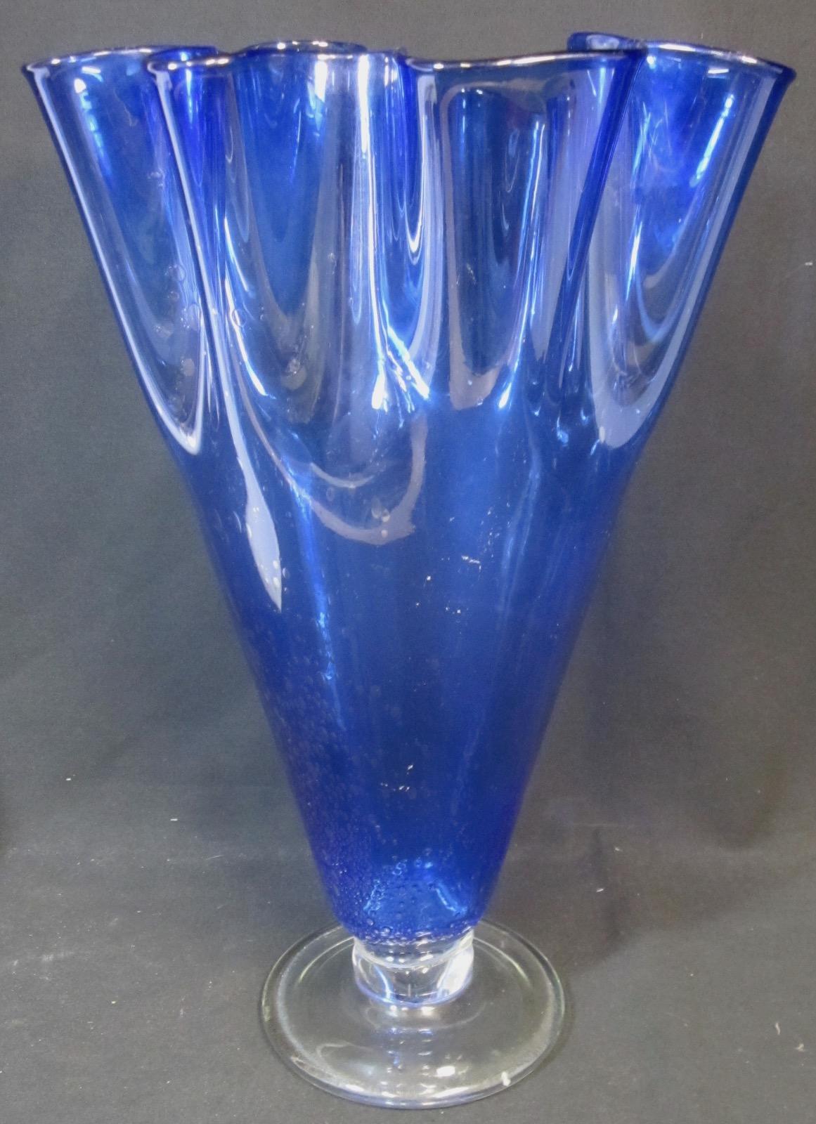 Late 20th Century Fazzoletto / Venini Style Handkerchief Vase For Sale