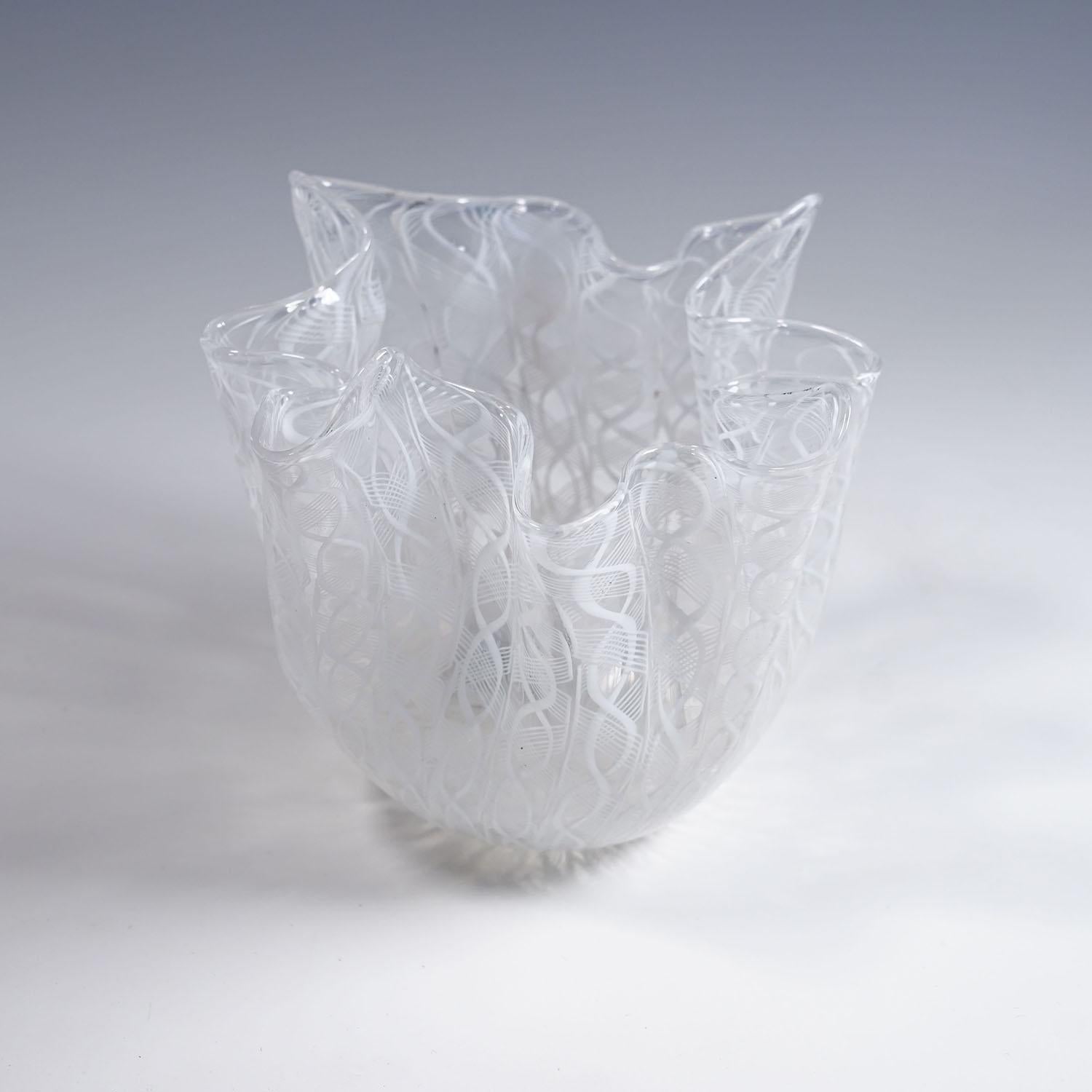 Fazzoletto Zanfirico Vase by Fulvio Bianconi for Venini, Venice Murano 1950s In Good Condition For Sale In Berghuelen, DE