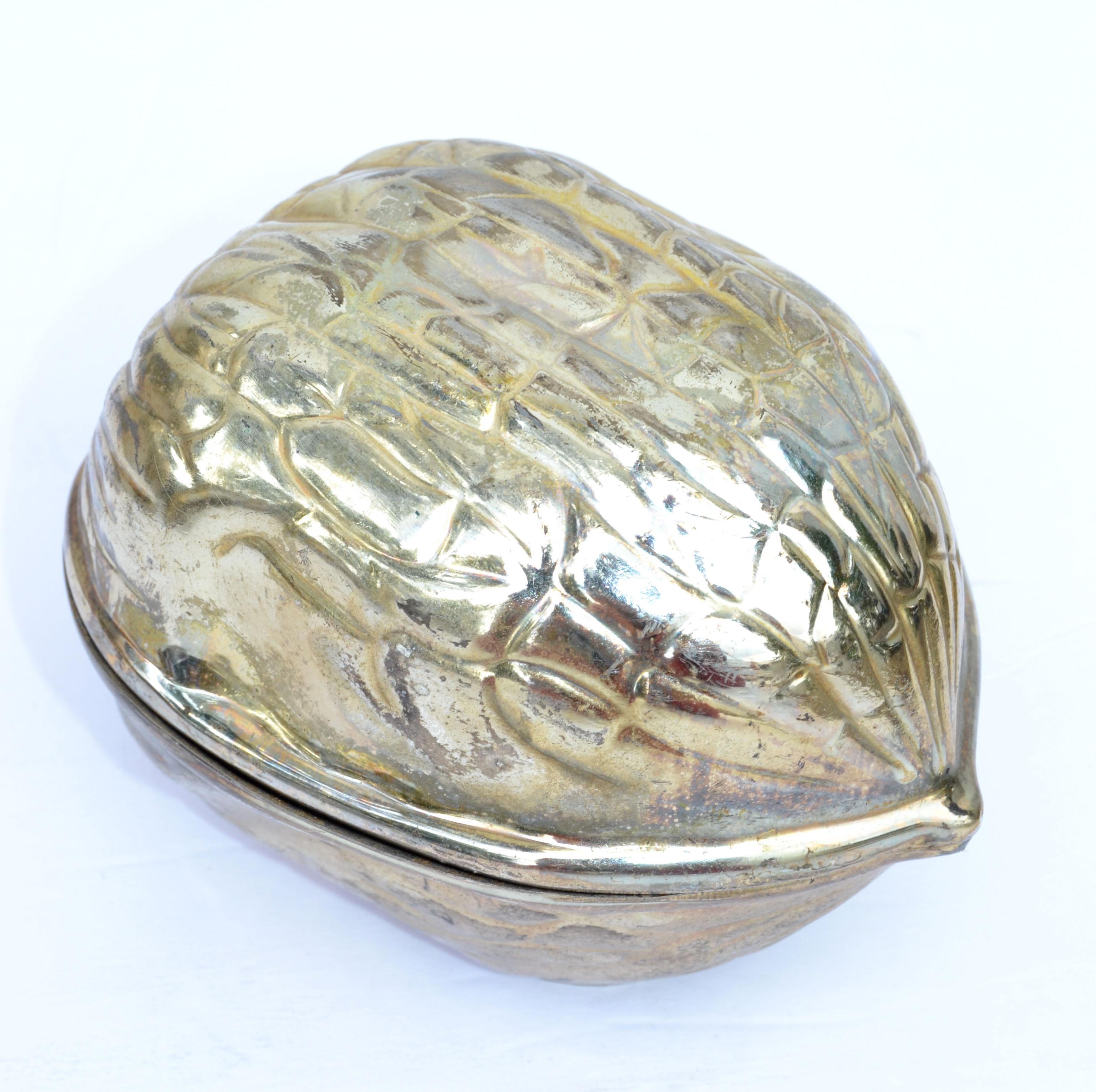 American F.B. Rogers Gold Plate Walnut Shaped Trinket Box Keepsake, 1970, America  For Sale