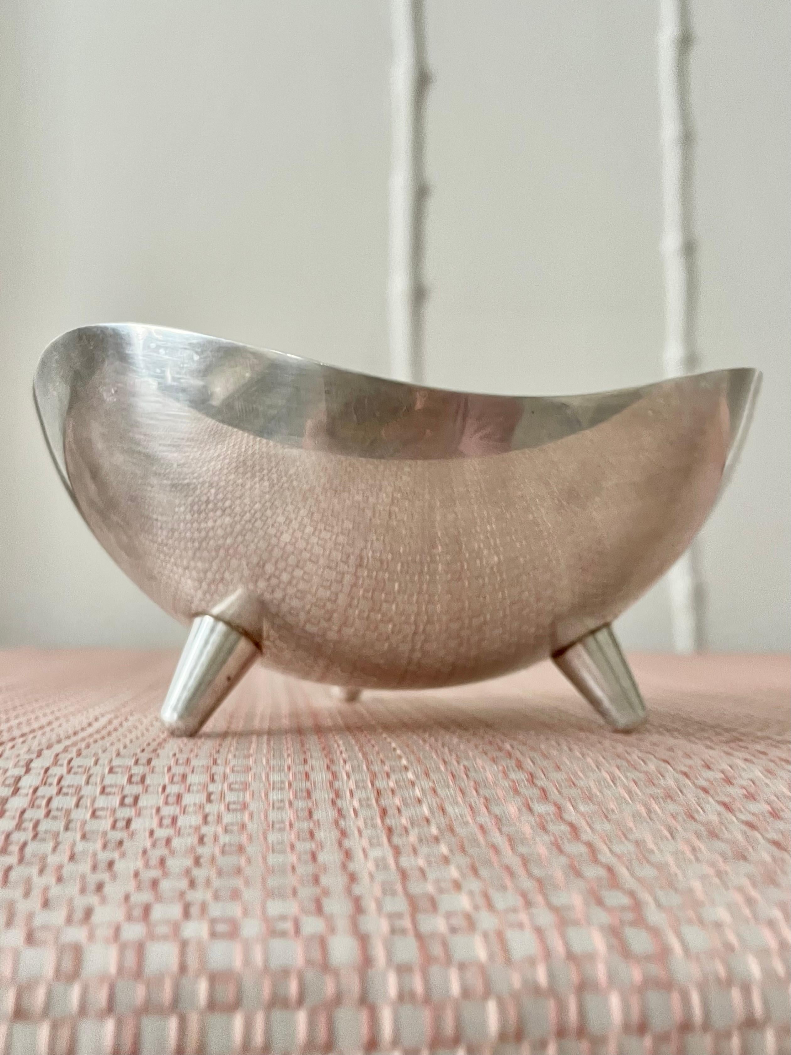 F.B. Rogers Midcentury Silverplate Footed Bowl For Sale 3