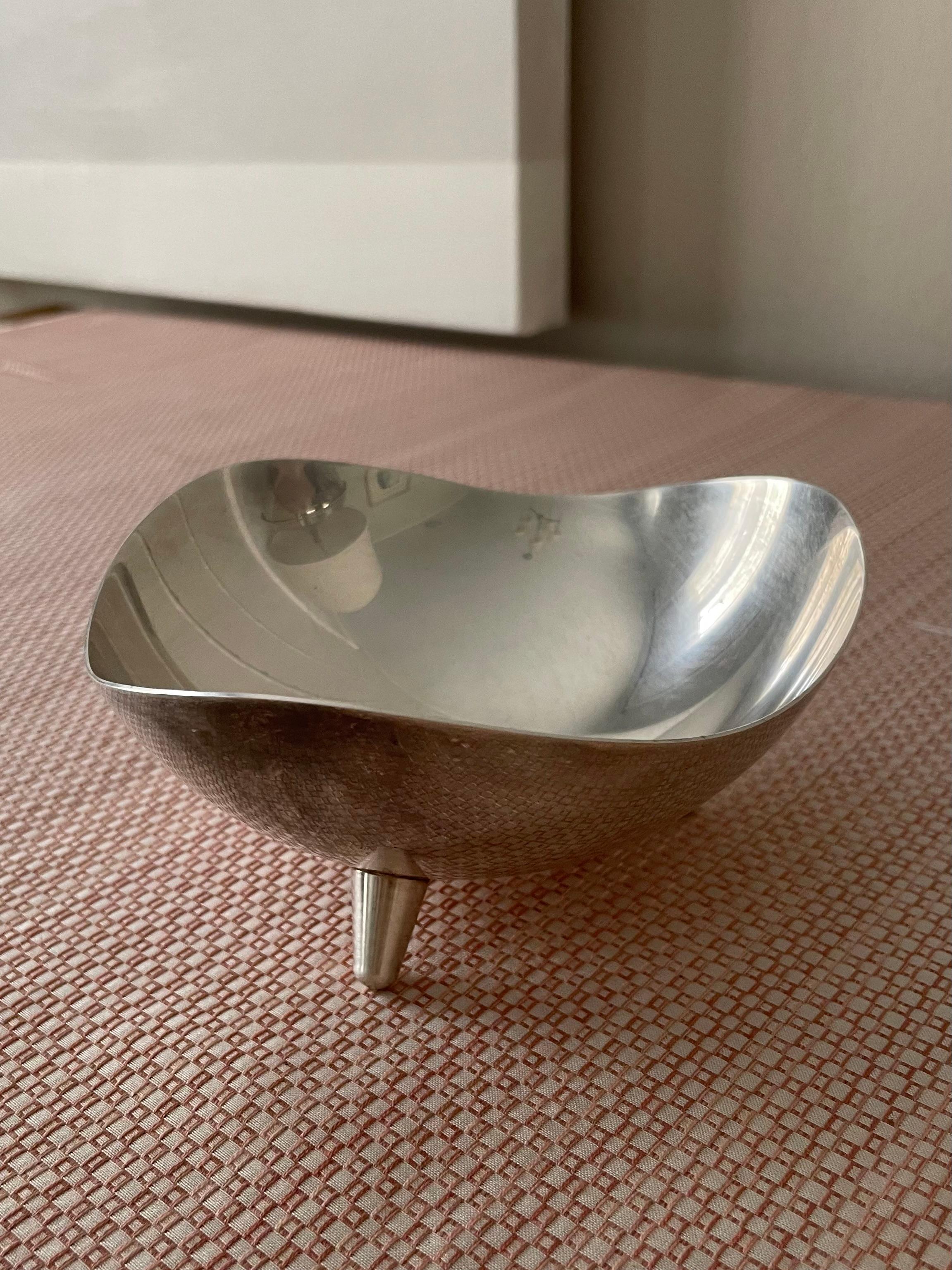 F.B. Rogers Midcentury Silverplate Footed Bowl For Sale 1
