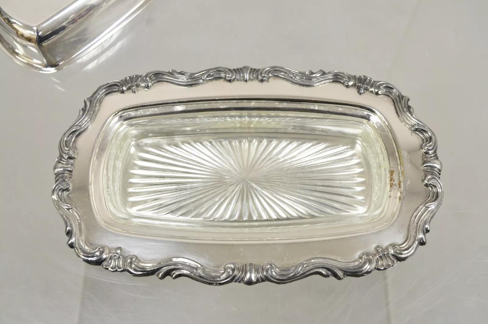 FB Rogers Silver Co. 1959X Plato para Mantequilla con Cubierta Plateada y Forro de Cristal siglo XX en venta