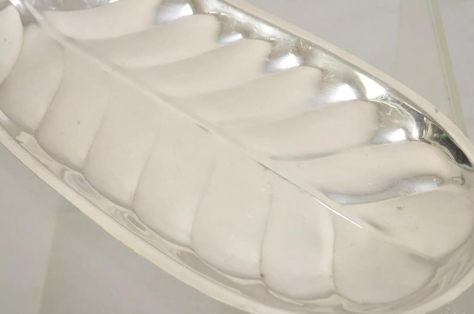 Unknown F.B. Rogers Silver Plate Oval Banana Leaf Form Serving Tray Platter w/ Handle B