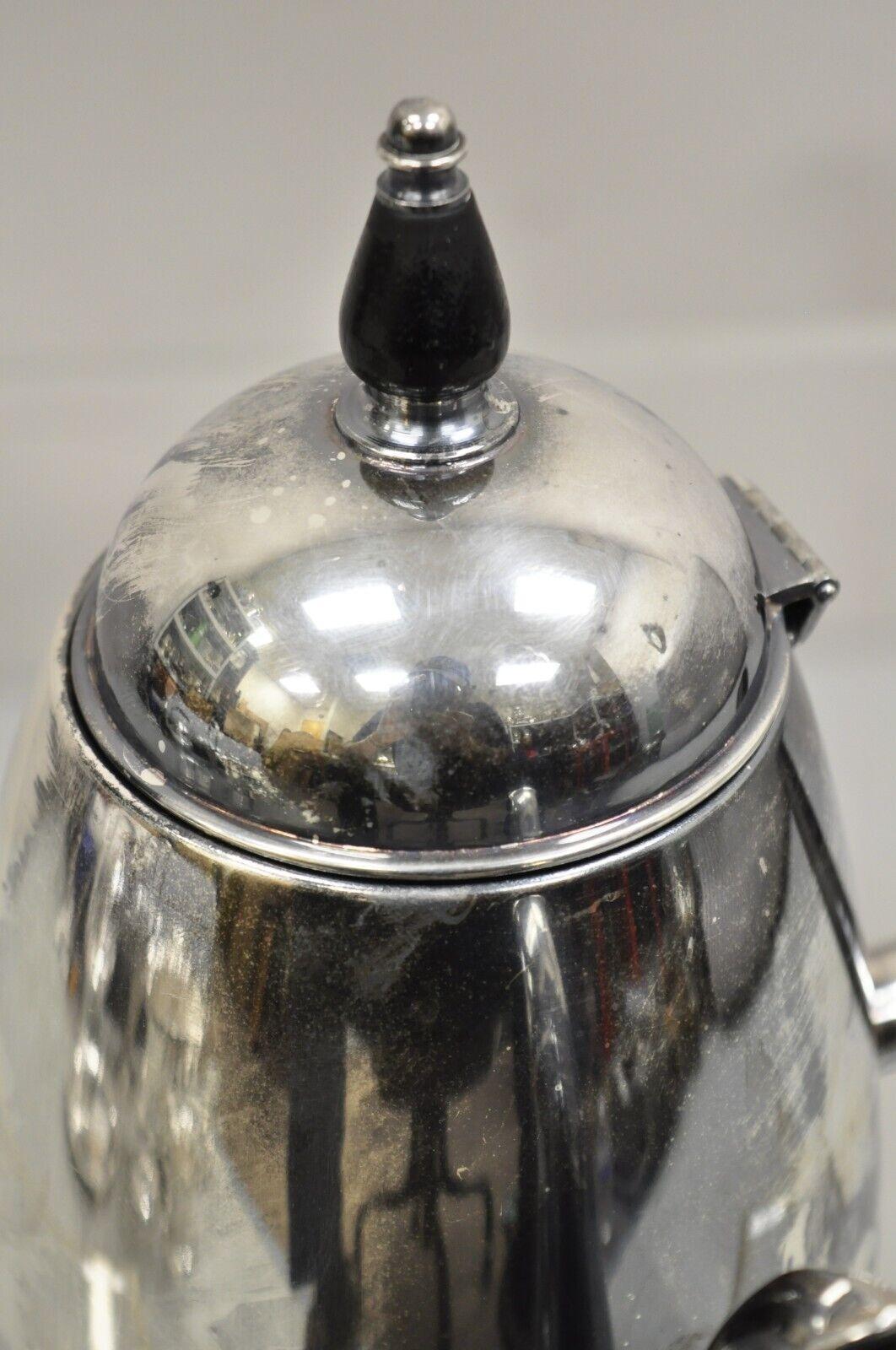 FB Rogers Silver Plated Art Deco Coffee Tea Pot with Hinged Lid and Wooden Handle (théière à café avec couvercle à charnière et poignée en bois) en vente 2