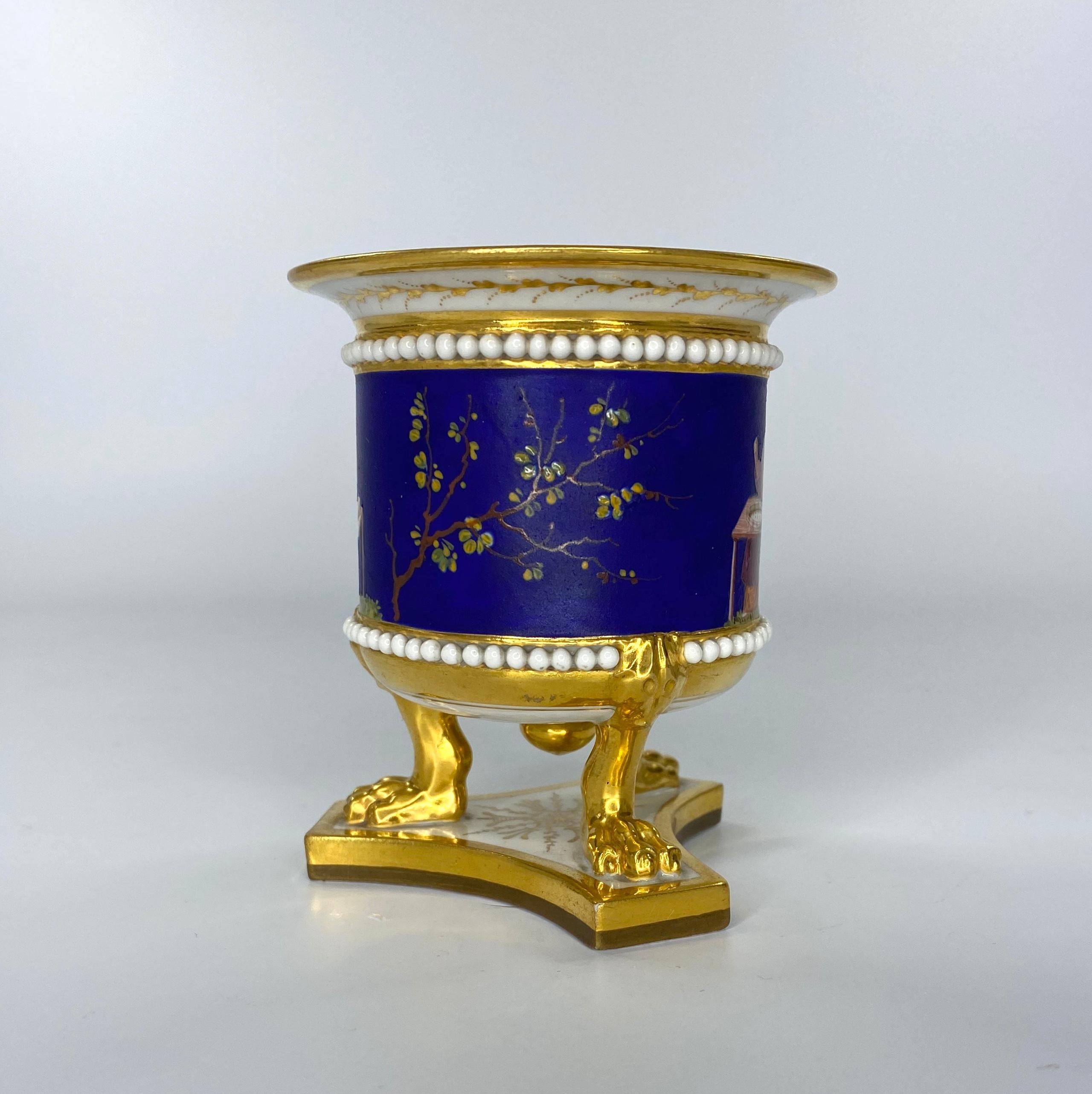 Regency FBB Worcester Porcelain ‘Chinoiserie’ Urn, c. 1815