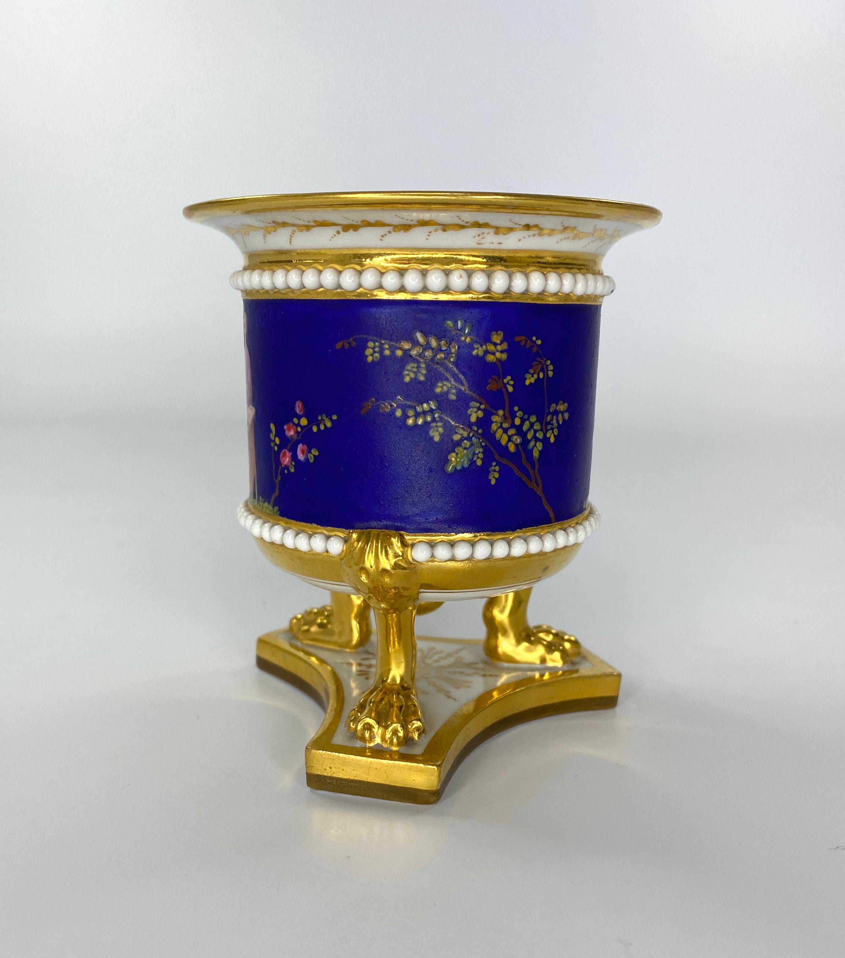 English FBB Worcester Porcelain ‘Chinoiserie’ Urn, c. 1815