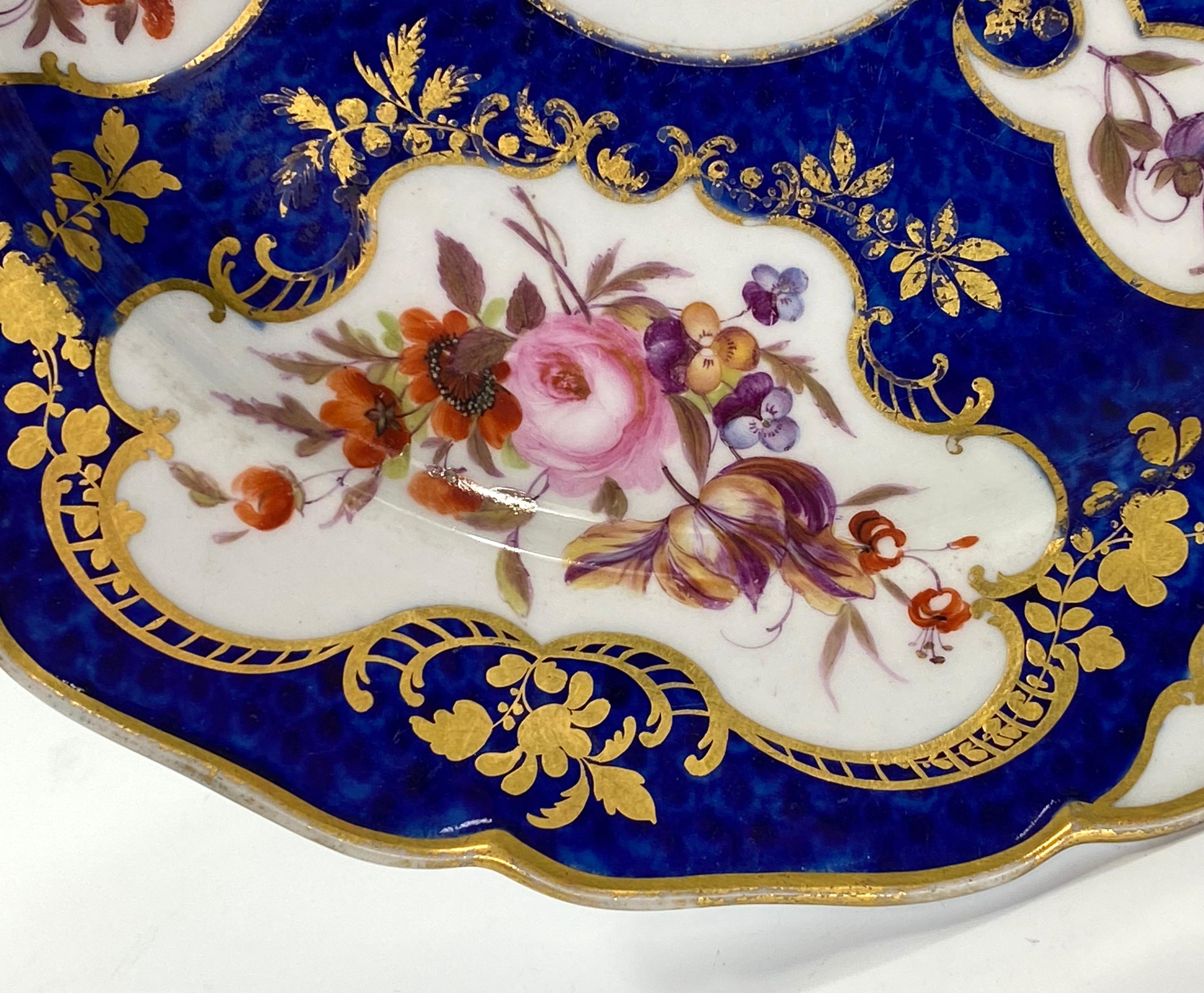 FBB Worcester Porcelain Dish, Blue Scale Decoration, C. 1815 In Good Condition In Gargrave, North Yorkshire