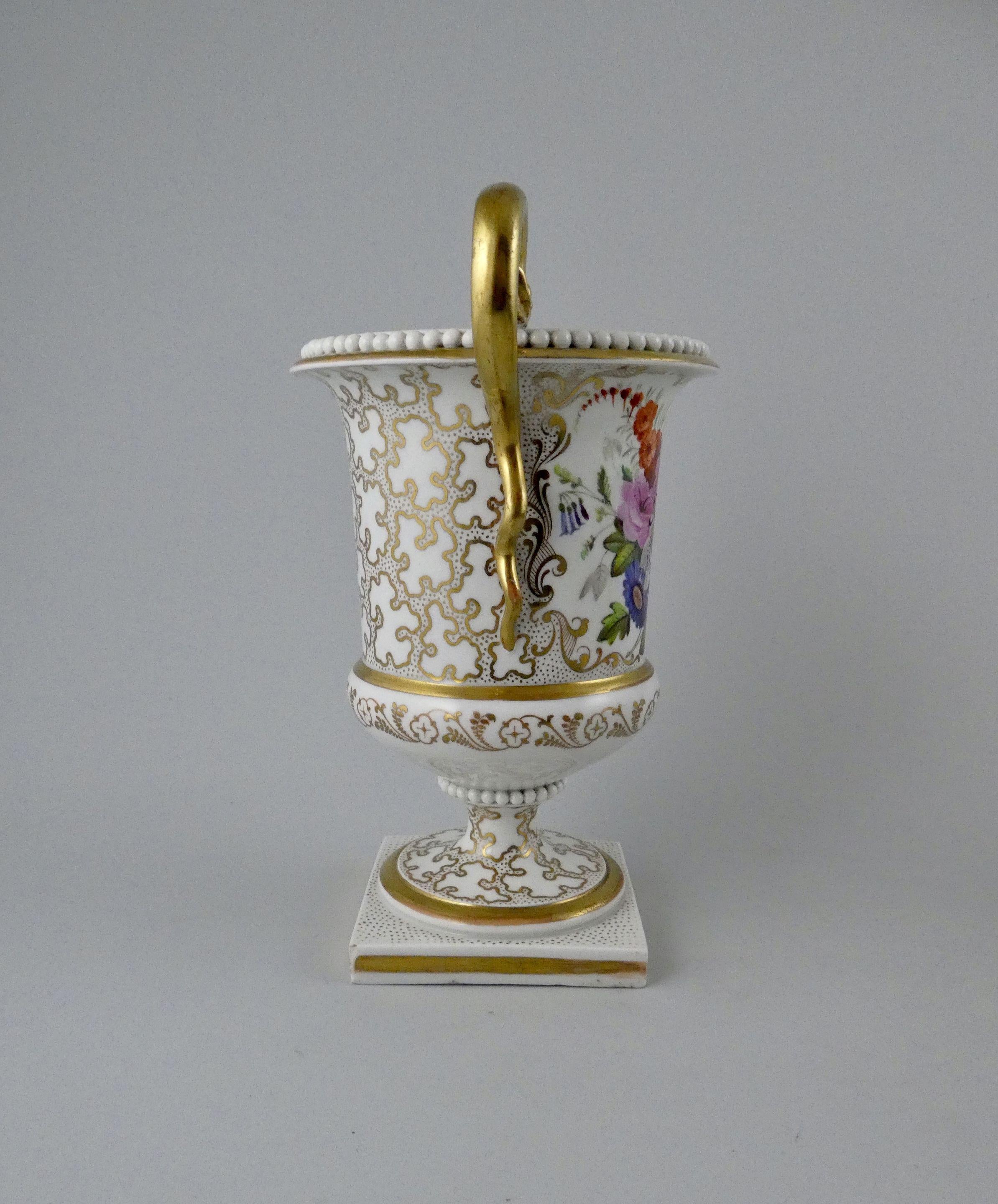 English FBB Worcester Porcelain Vase, circa 1810
