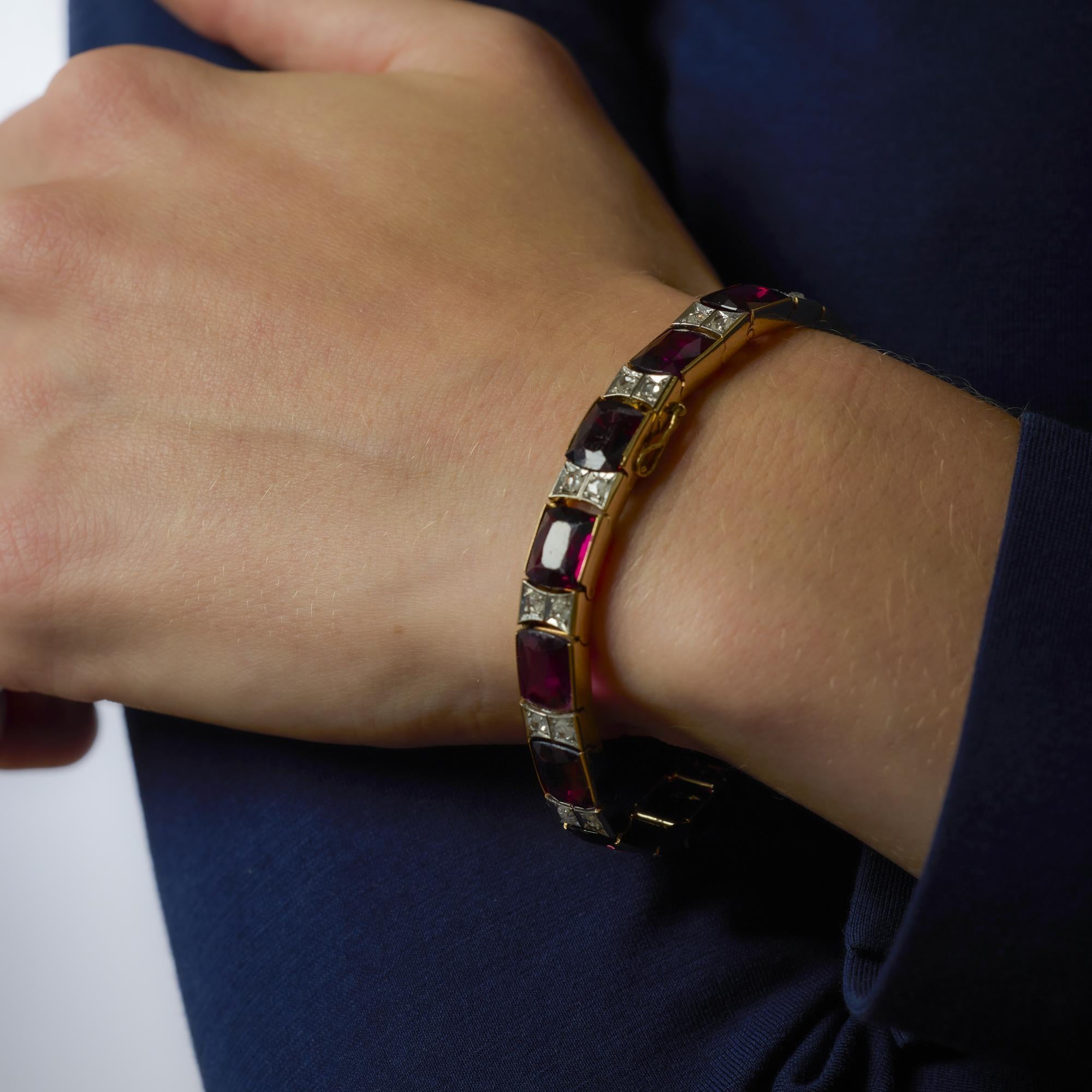 F.Chiappe Retro 32,50 Karat Rhodolith-Granat-Diamant 18k Gelbgold-Armband im Zustand „Gut“ im Angebot in Beverly Hills, CA