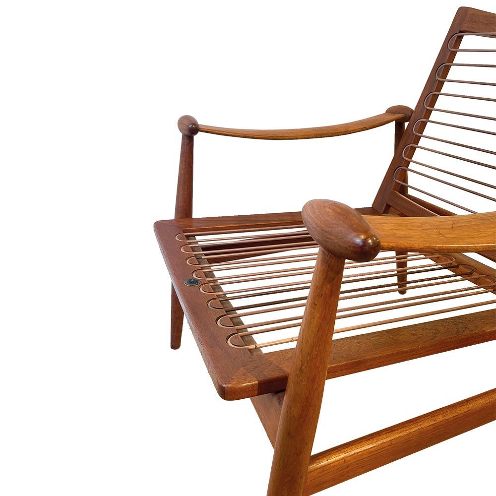Danish FD 133 lounge chair by Finn Juhl for France & Daverkosen For Sale